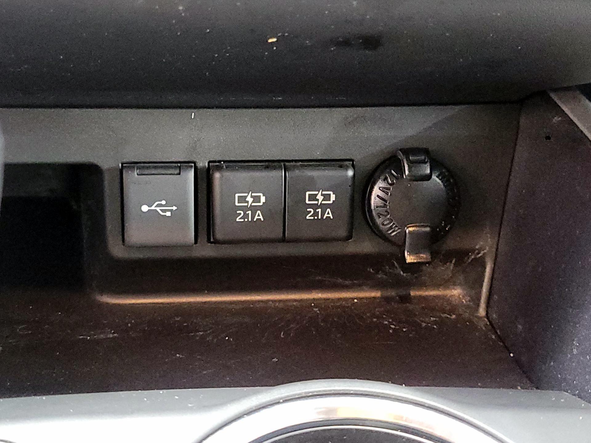 Thumbnail: 2020 Toyota Highlander - 19