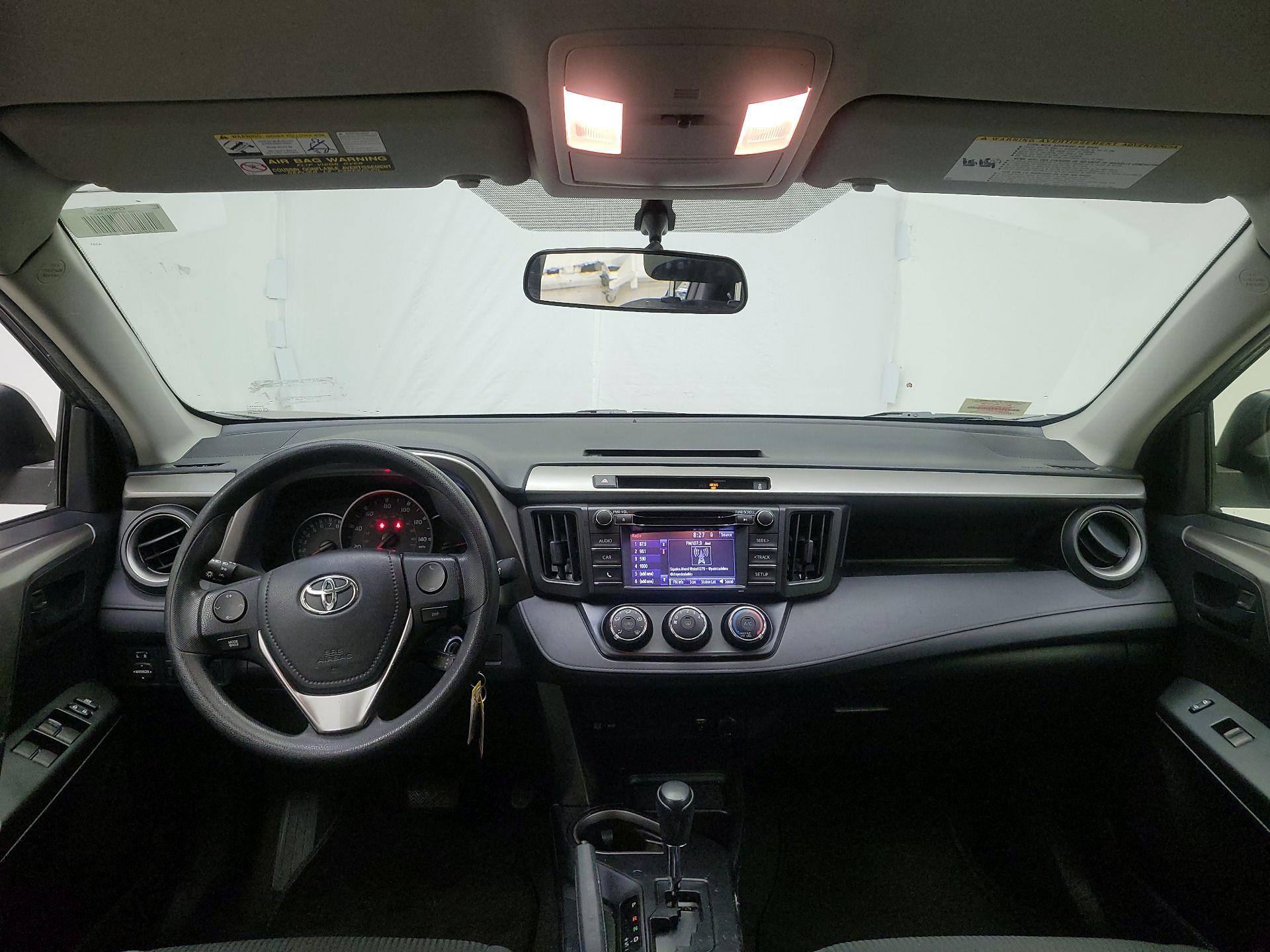 Thumbnail: 2016 Toyota RAV4 - 9