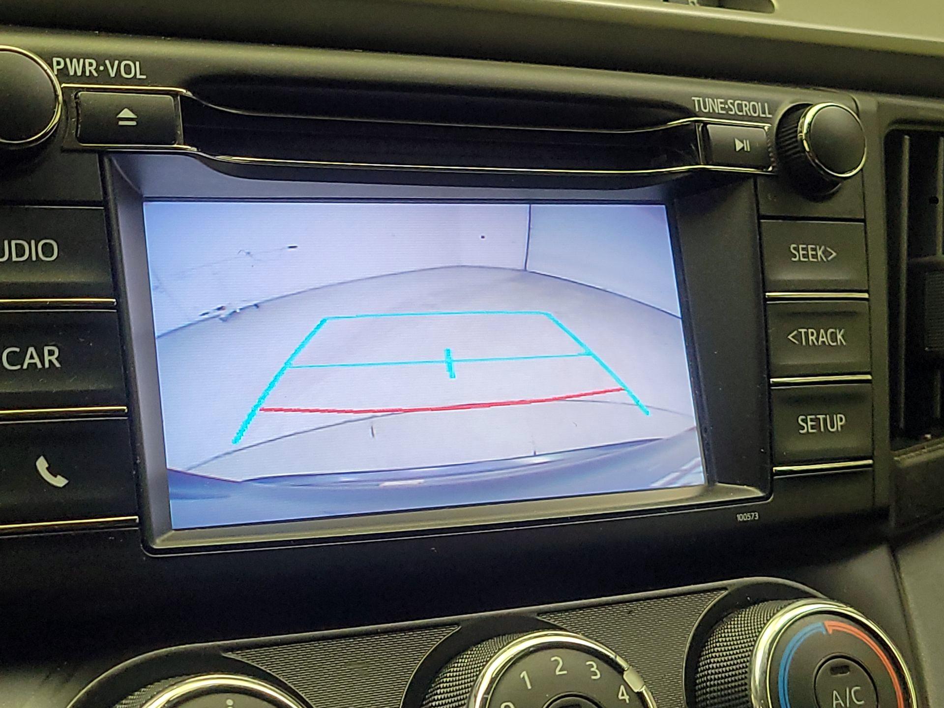 Thumbnail: 2016 Toyota RAV4 - 14