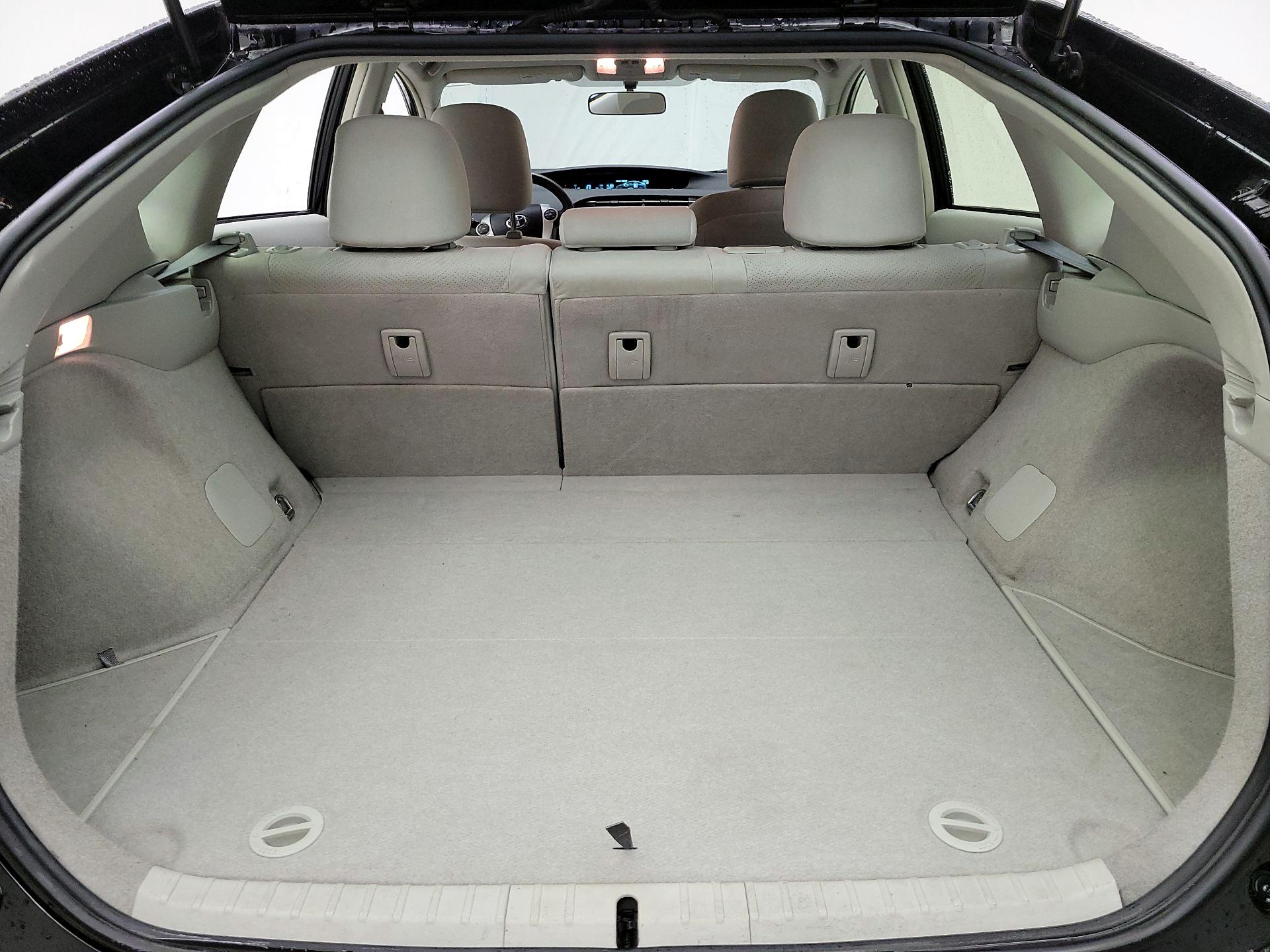 Thumbnail: 2014 Toyota Prius - 19