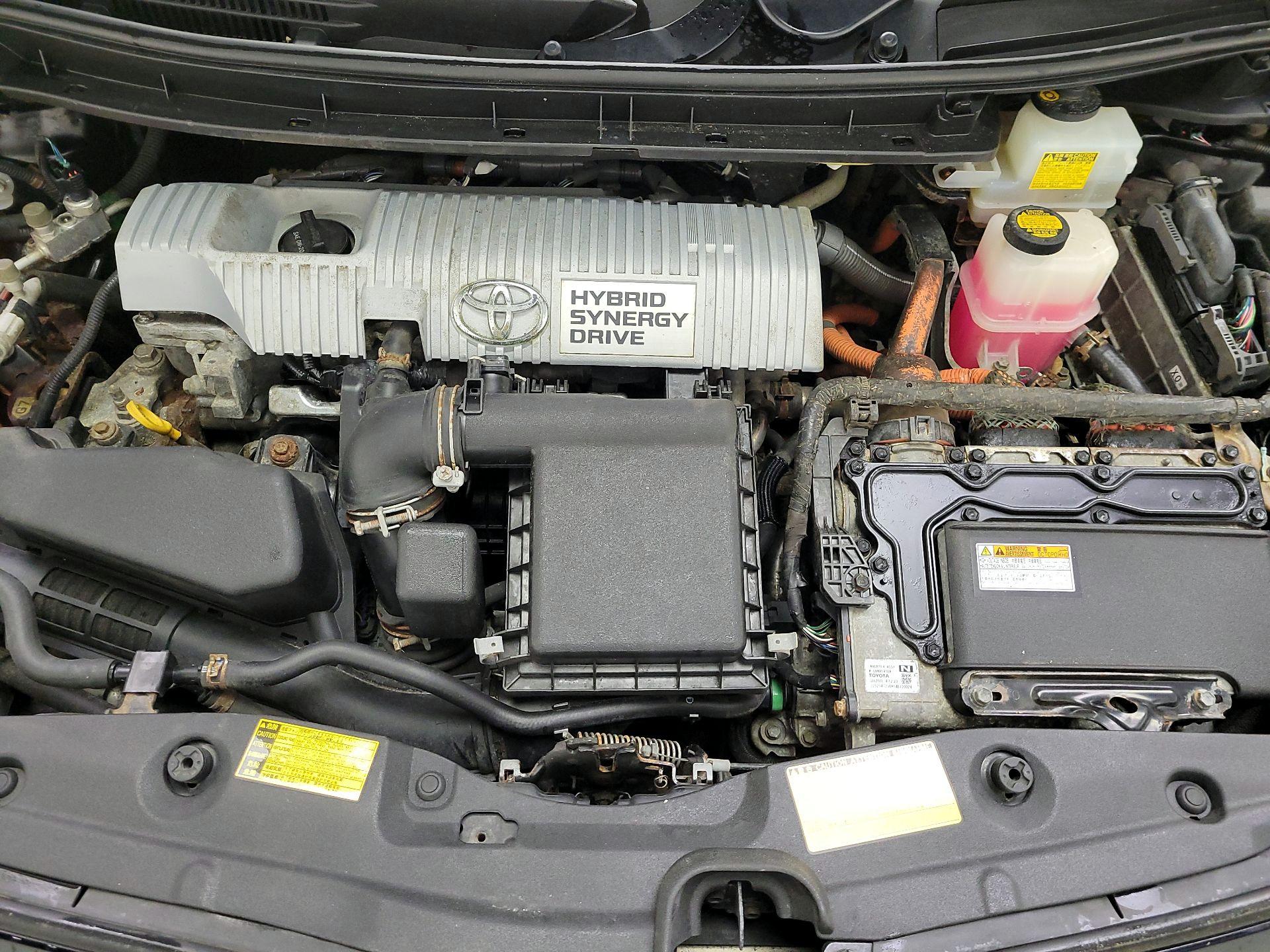 Thumbnail: 2014 Toyota Prius - 20