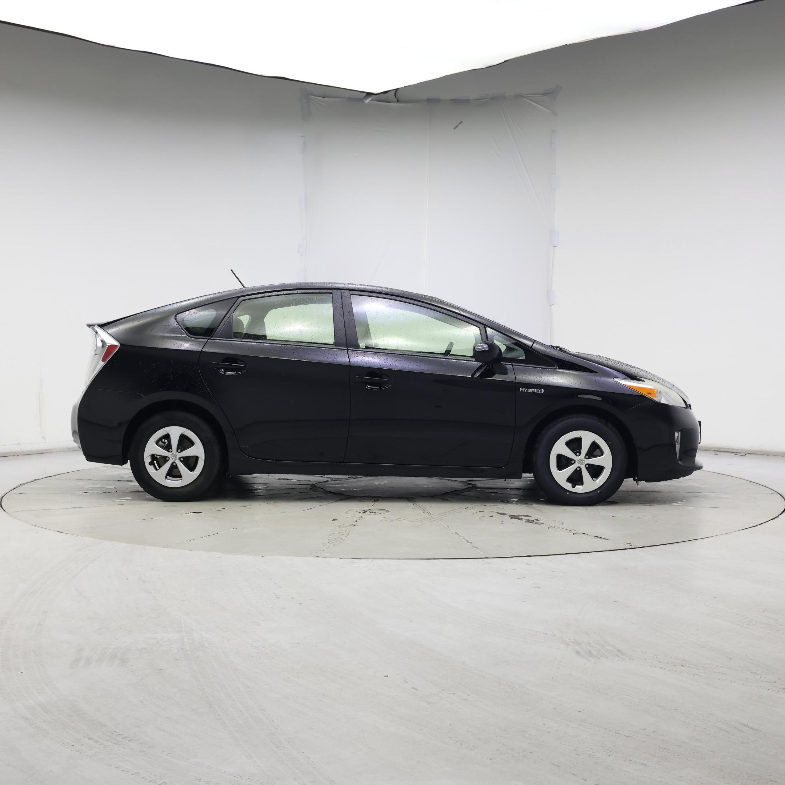 Thumbnail: 2014 Toyota Prius - 7