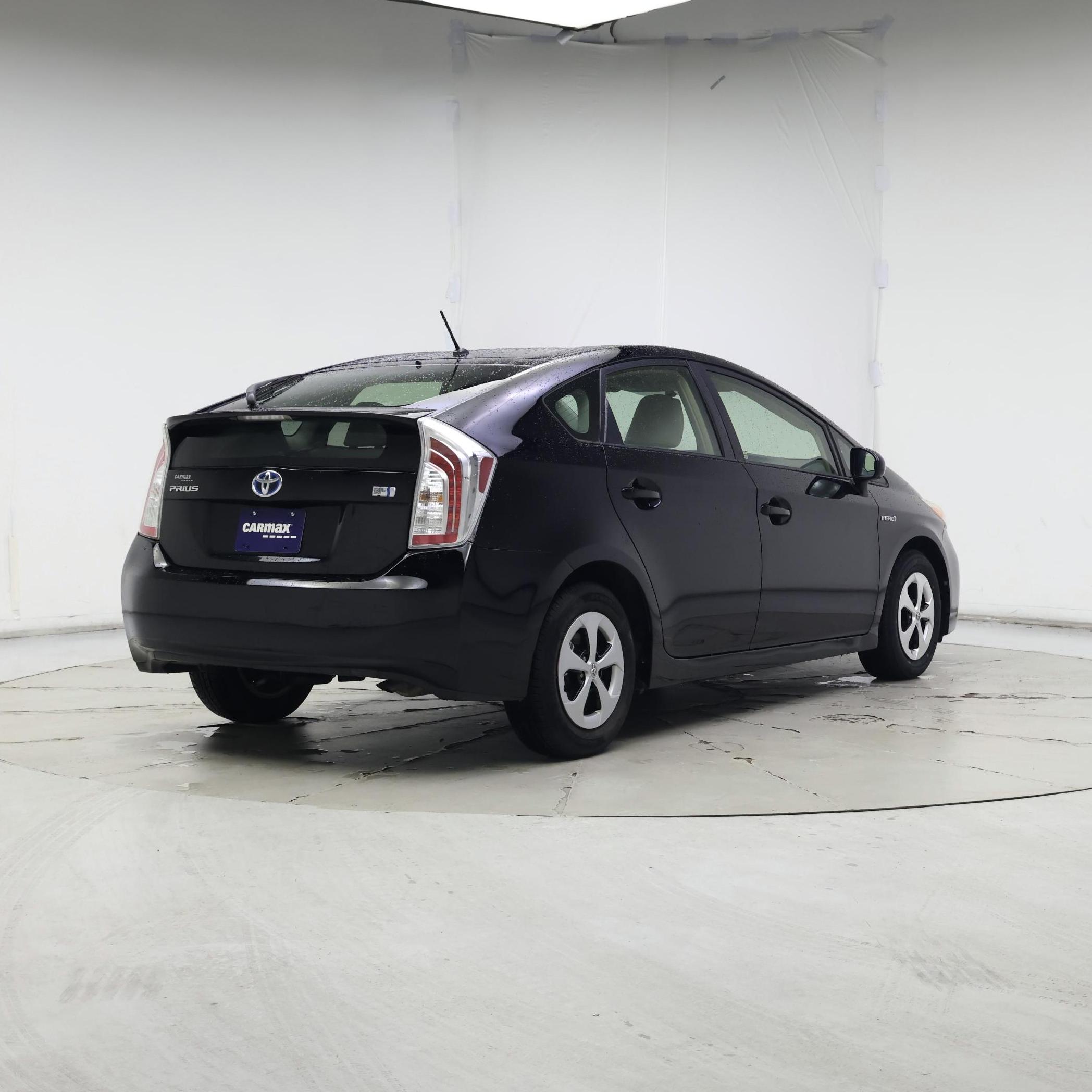 Thumbnail: 2014 Toyota Prius - 8