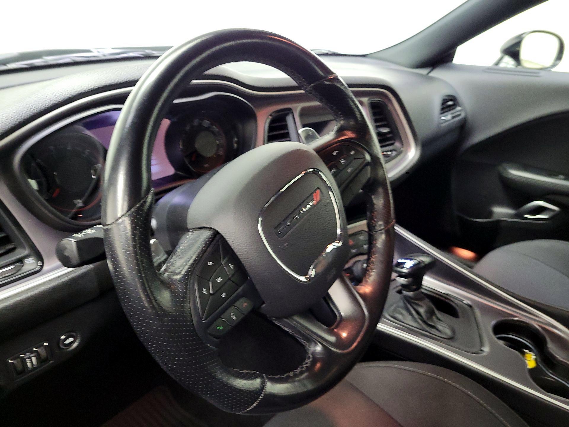 Thumbnail: 2019 Dodge Challenger - 9