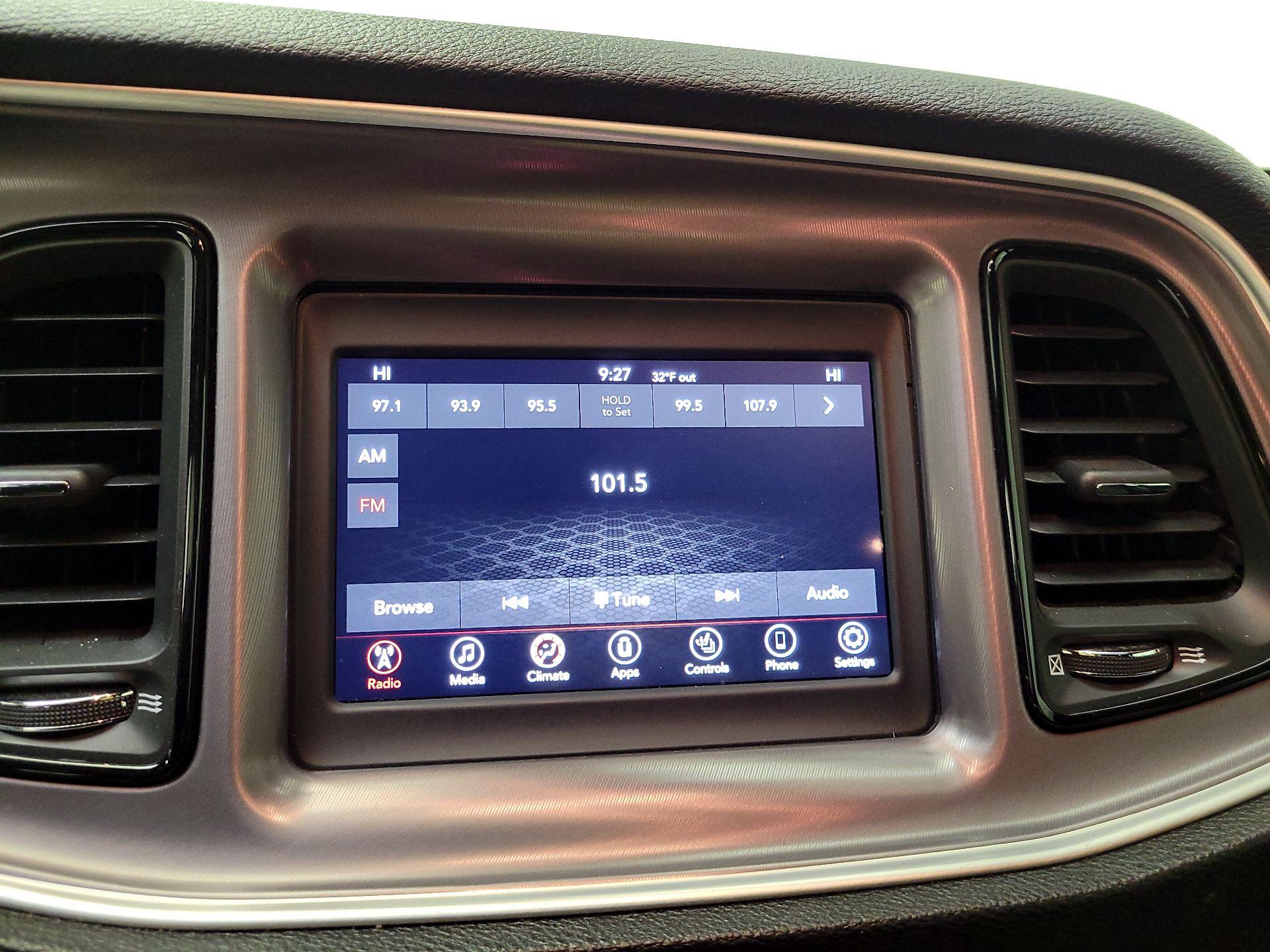 Thumbnail: 2019 Dodge Challenger - 15