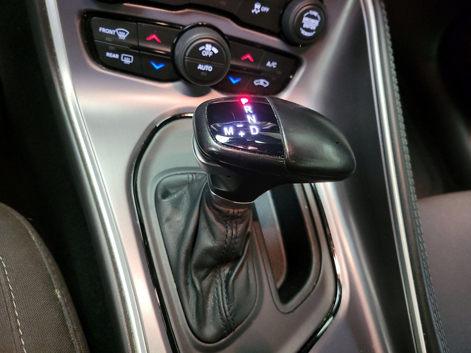 Thumbnail: 2019 Dodge Challenger - 16