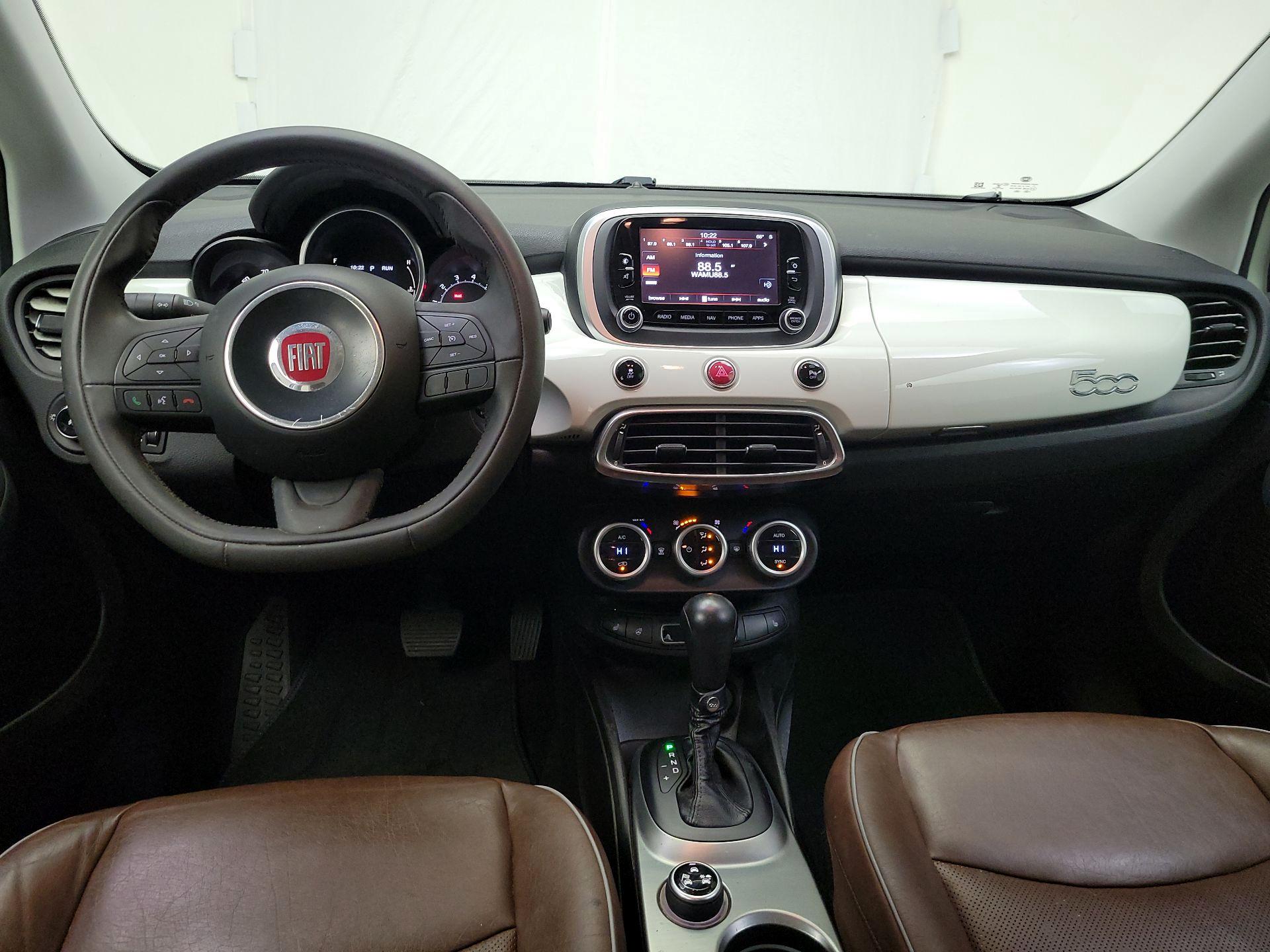 Thumbnail: 2016 Fiat 500X - 9