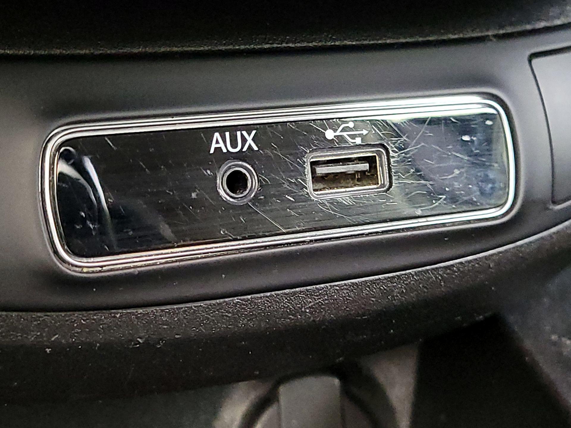 Thumbnail: 2016 Fiat 500X - 19