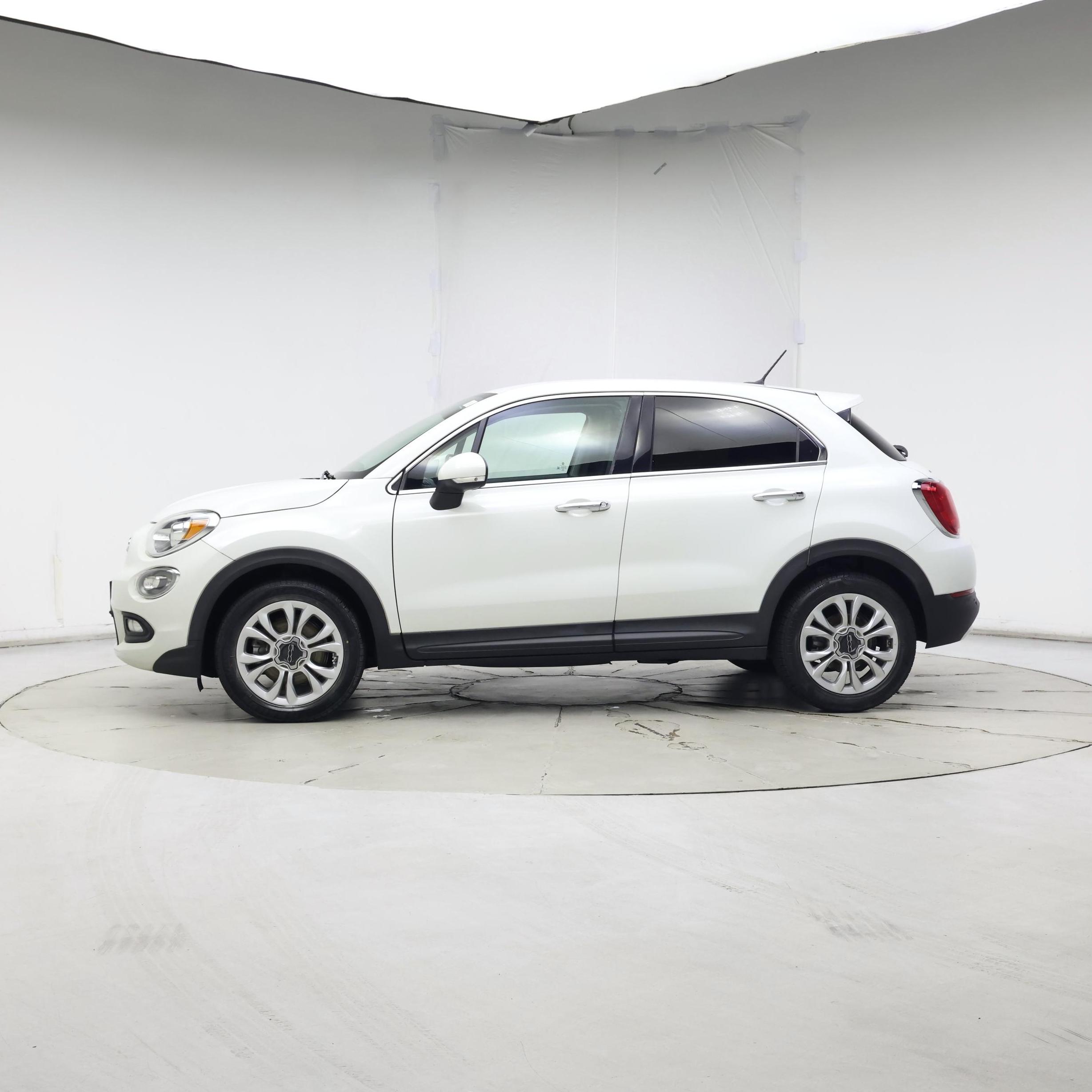 Thumbnail: 2016 Fiat 500X - 3