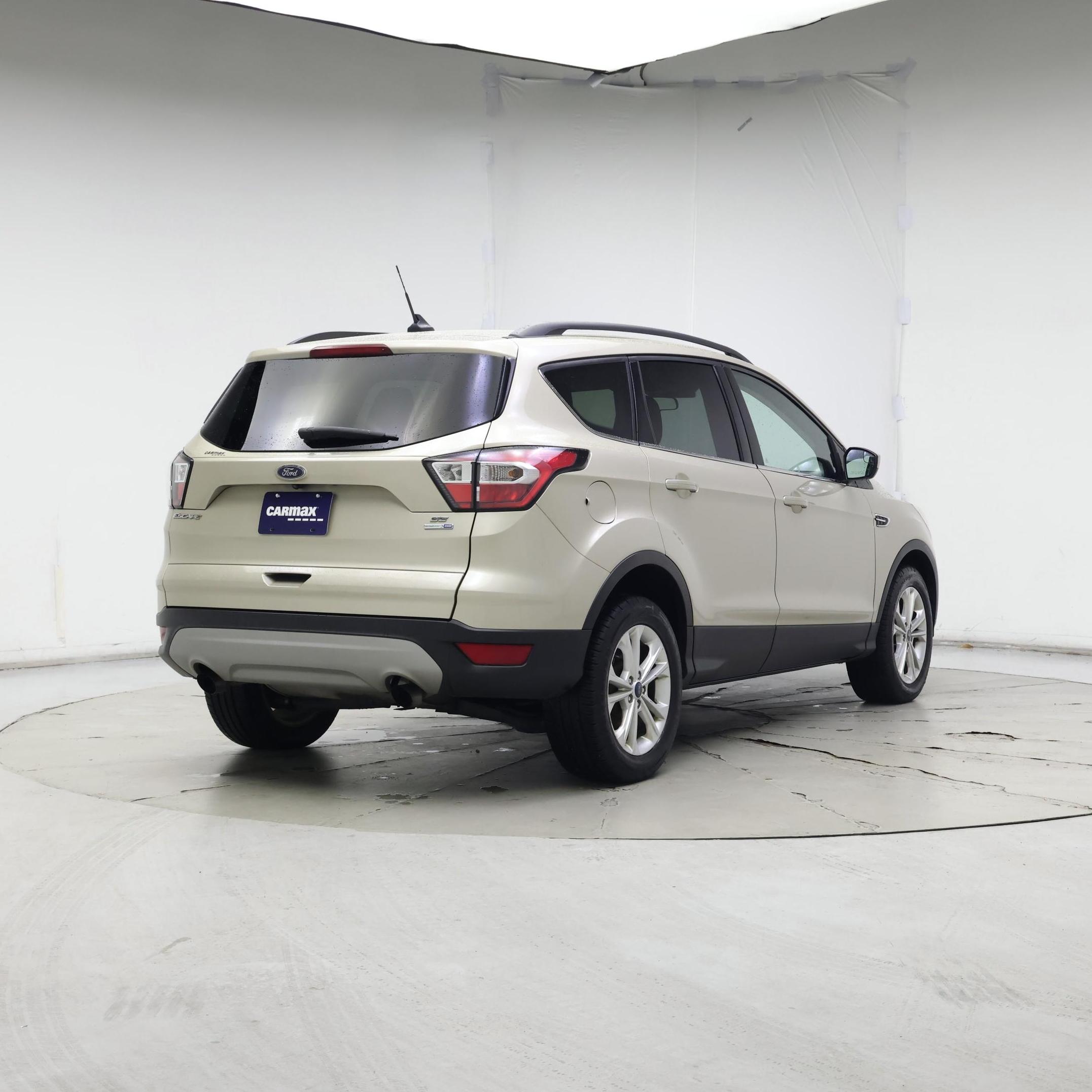 Thumbnail: 2018 Ford Escape - 8