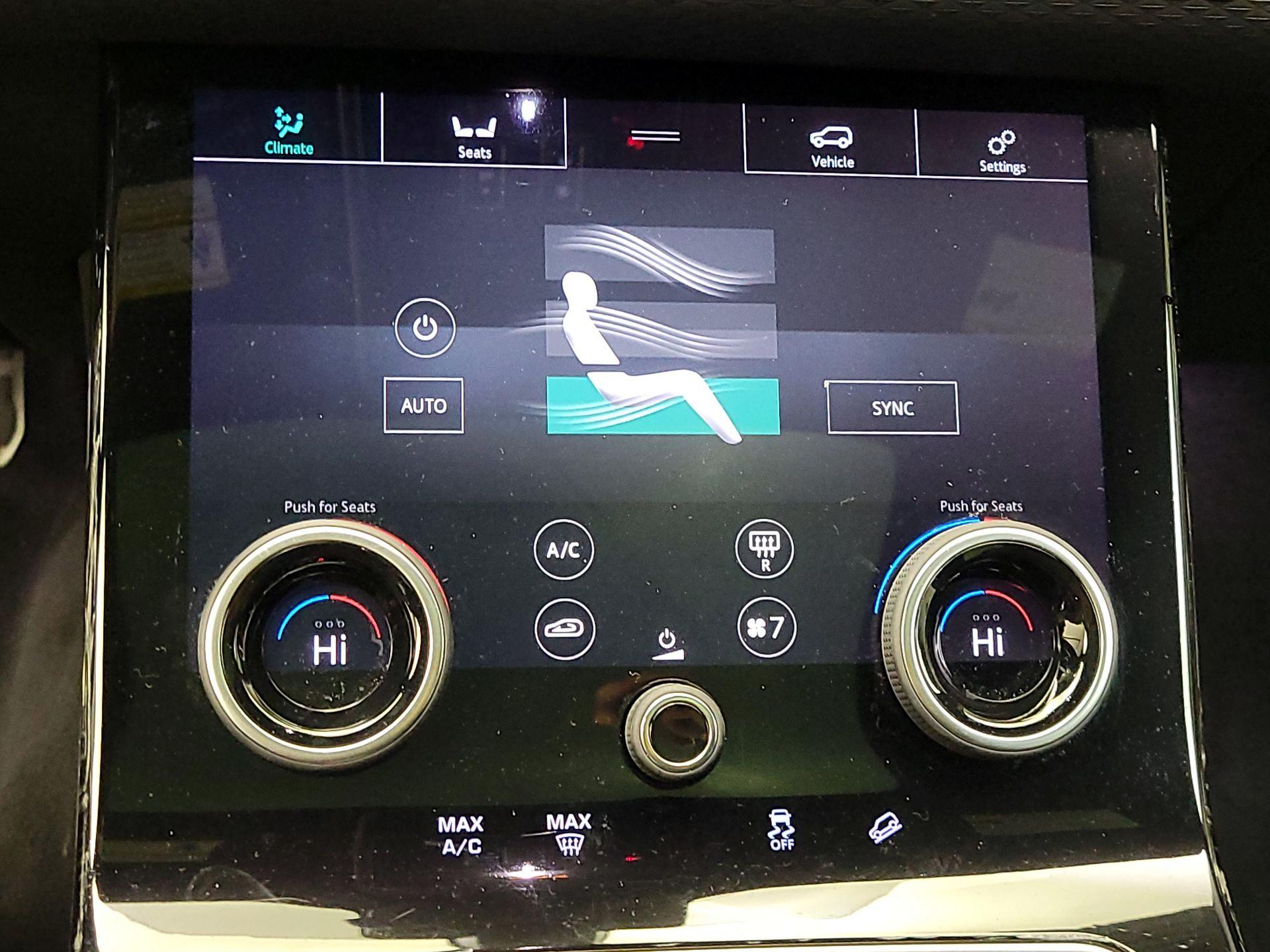 Thumbnail: 2019 Land Rover Range Rover Velar - 17