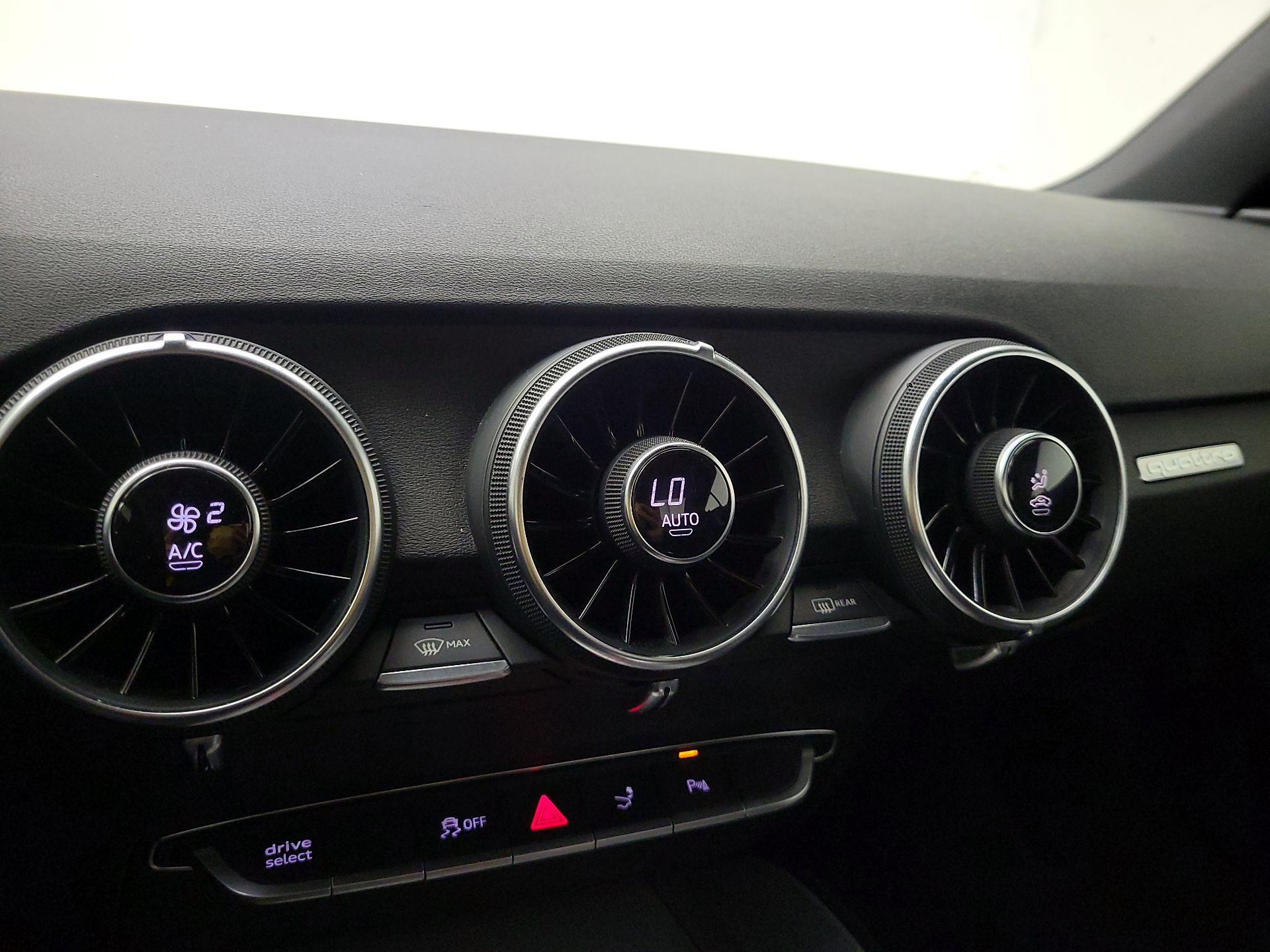 Thumbnail: 2017 Audi TT - 17