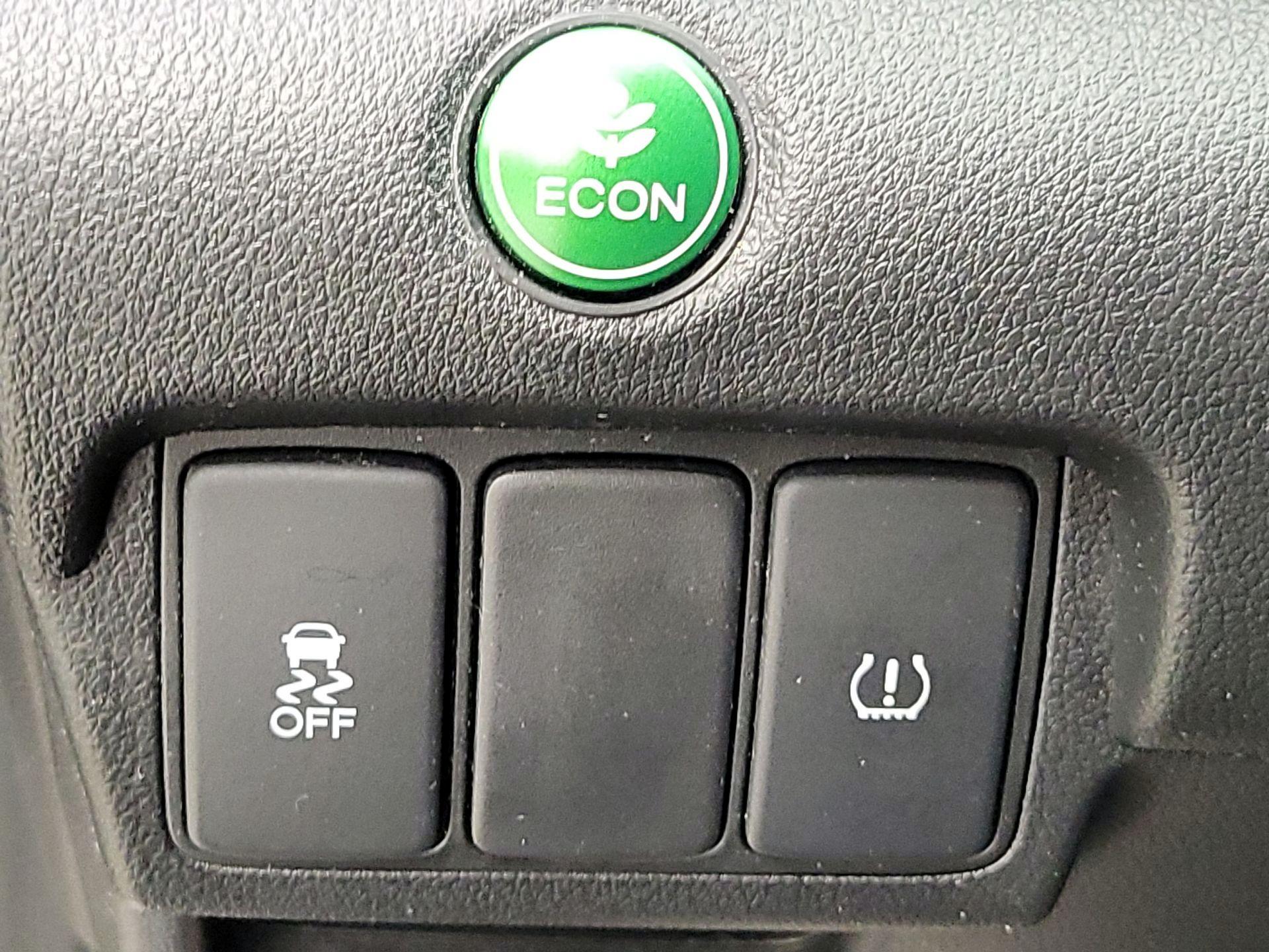 Thumbnail: 2016 Honda CR-V - 13