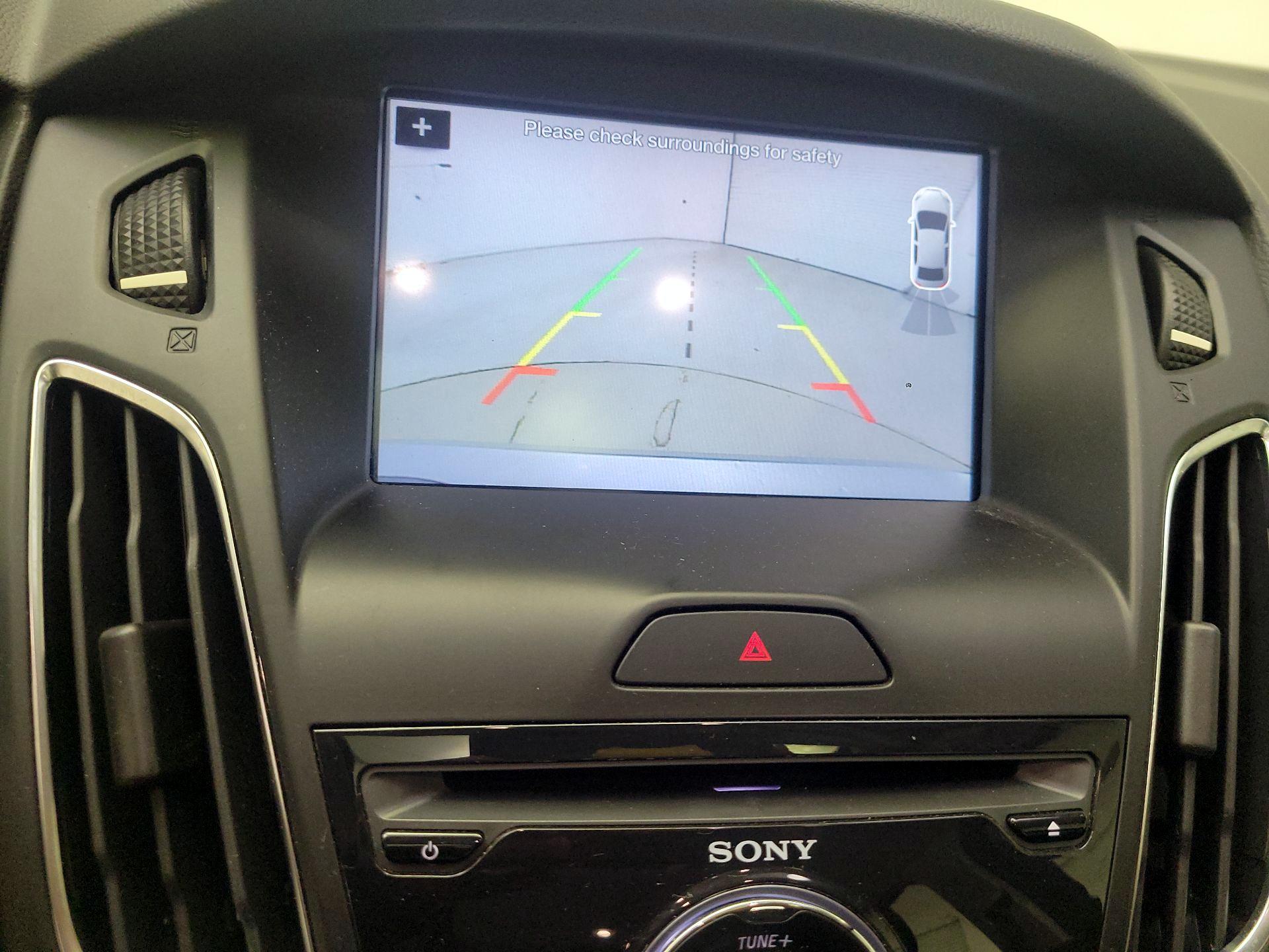 Thumbnail: 2018 Ford Focus - 14