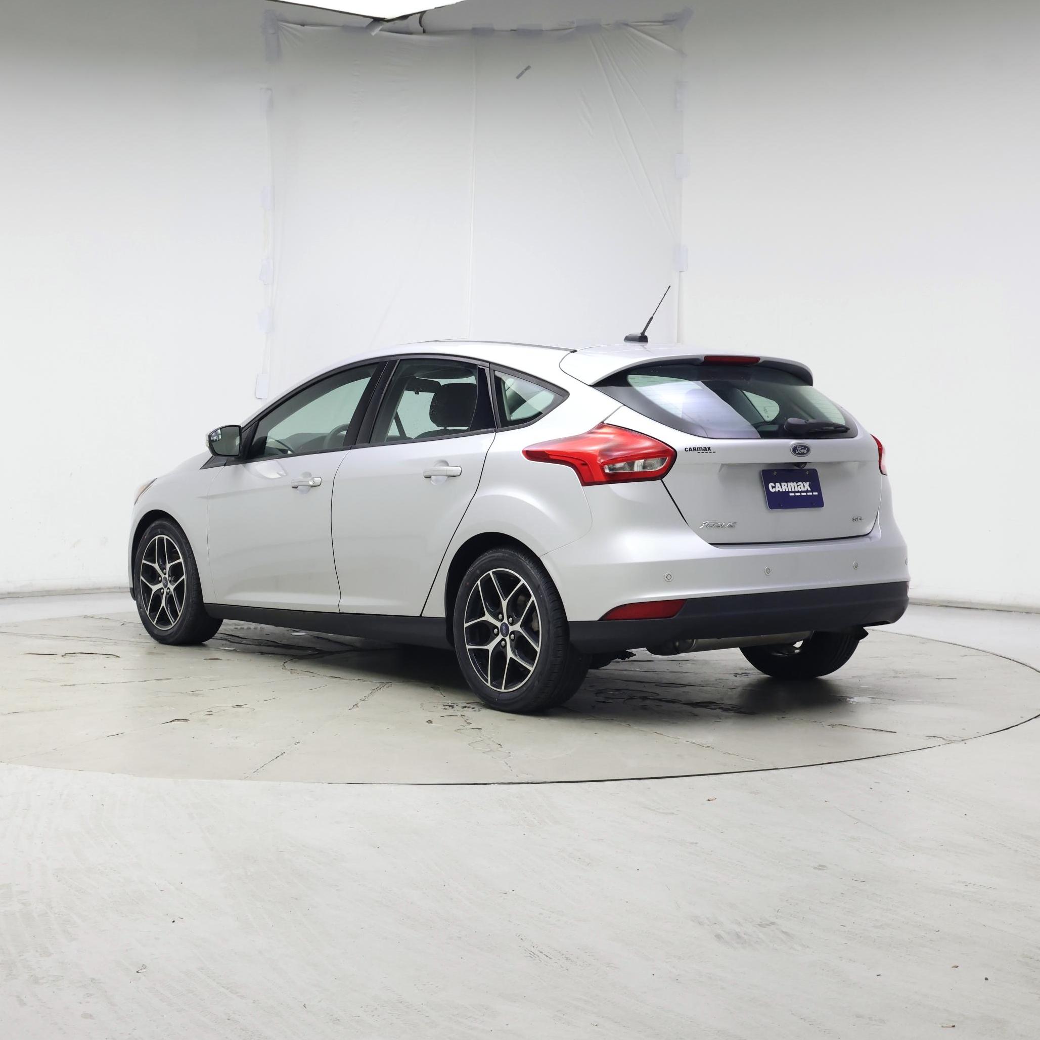 Thumbnail: 2018 Ford Focus - 2