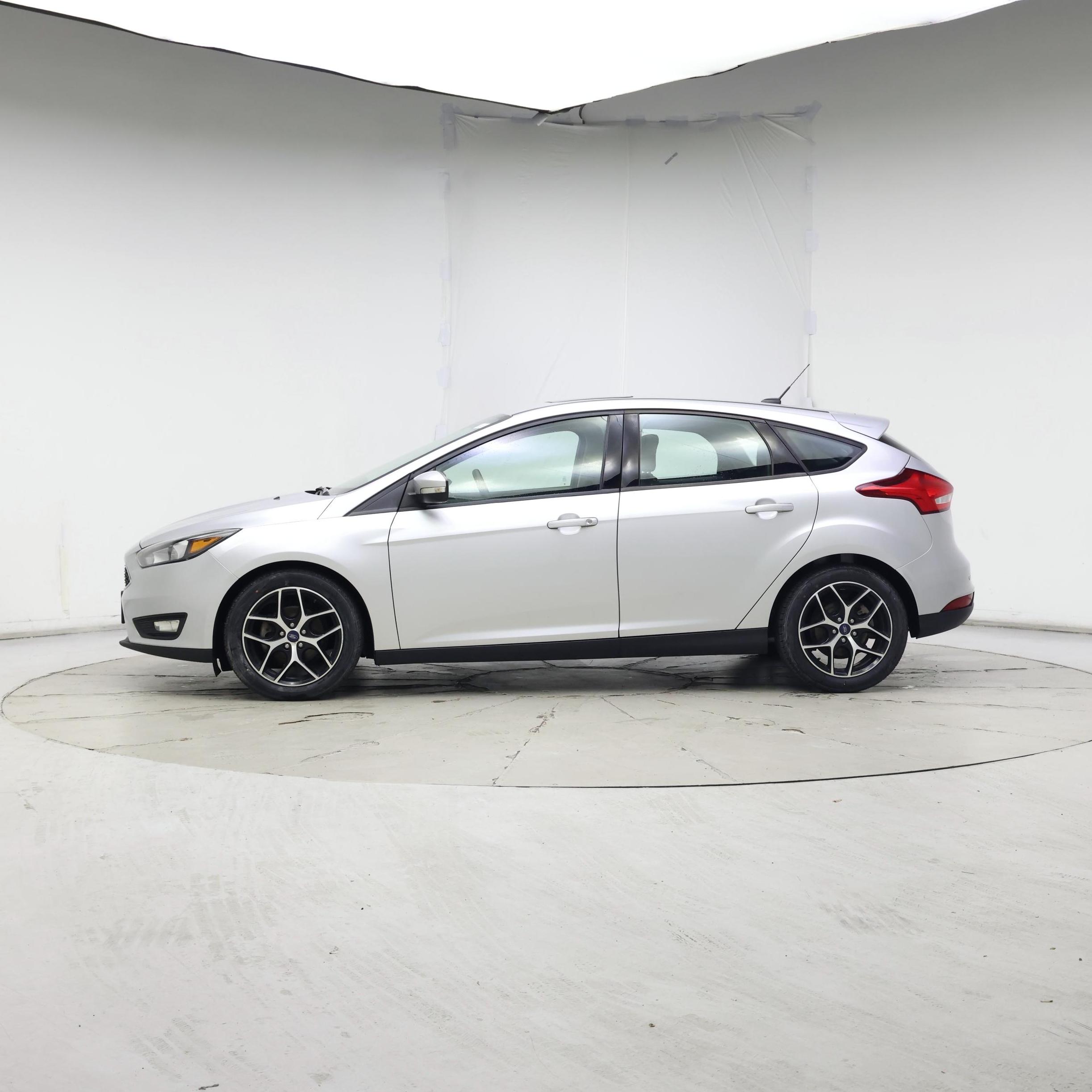 Thumbnail: 2018 Ford Focus - 3