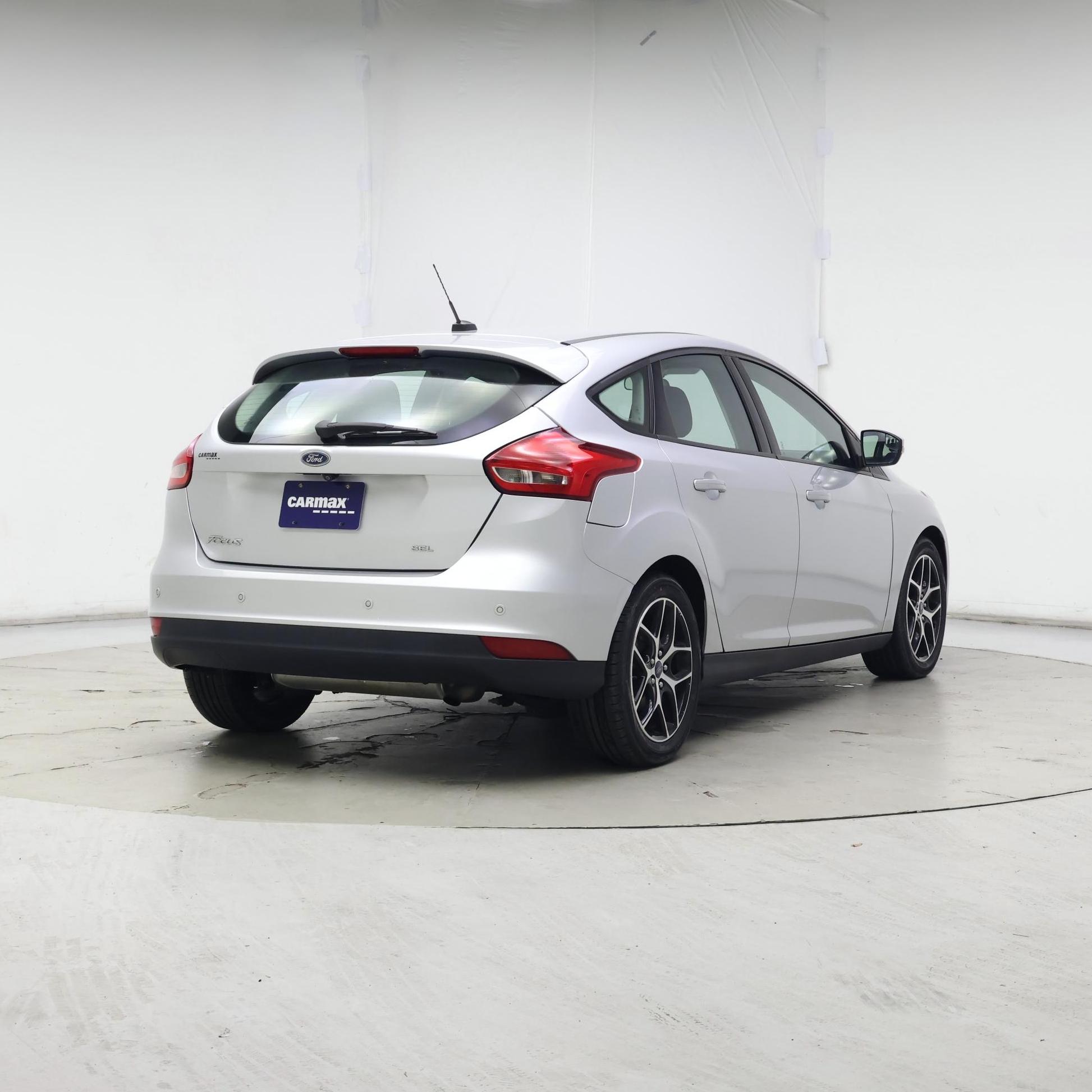 Thumbnail: 2018 Ford Focus - 8