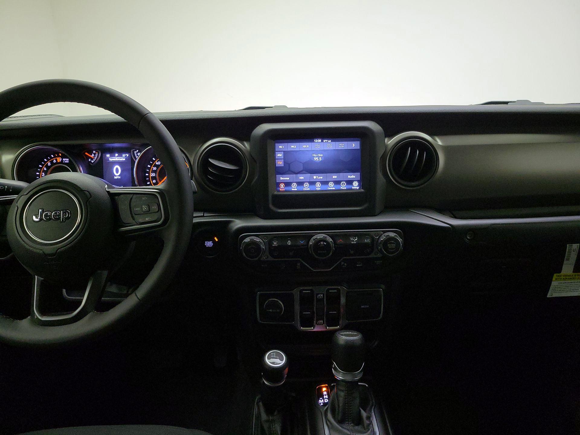 Thumbnail: 2023 Jeep Gladiator - 9