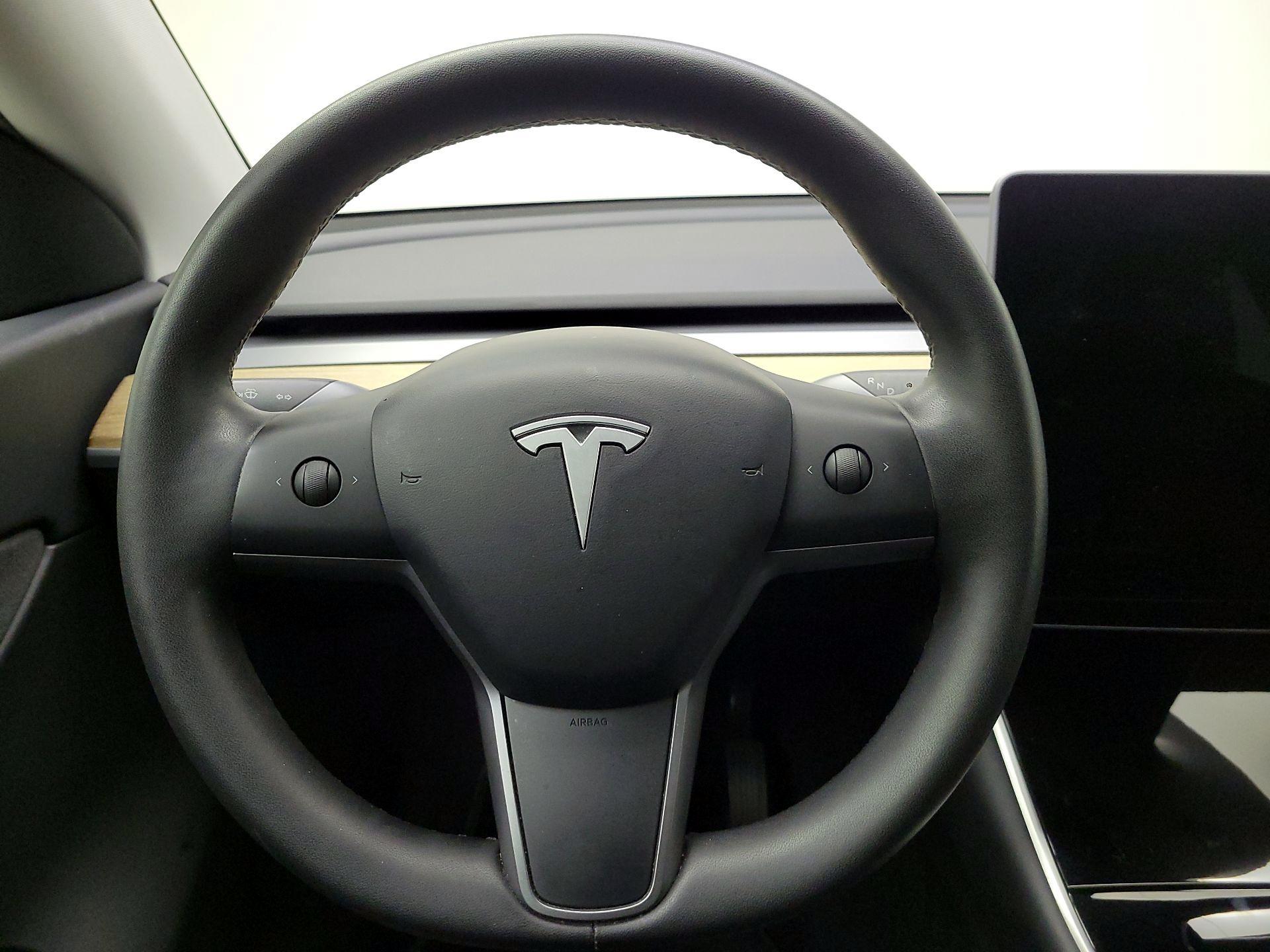 Thumbnail: 2020 Tesla Model Y - 10