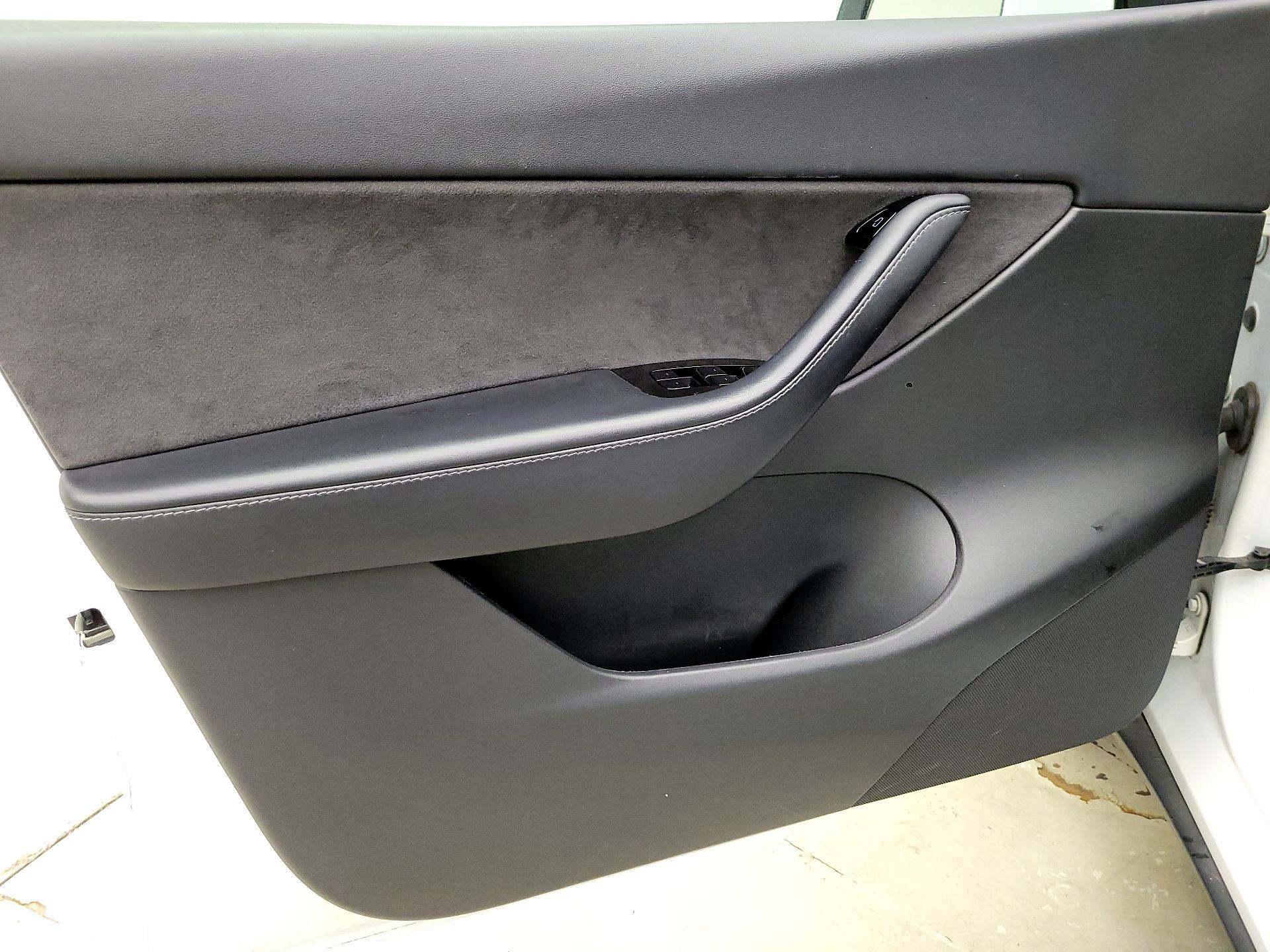 Thumbnail: 2020 Tesla Model Y - 12