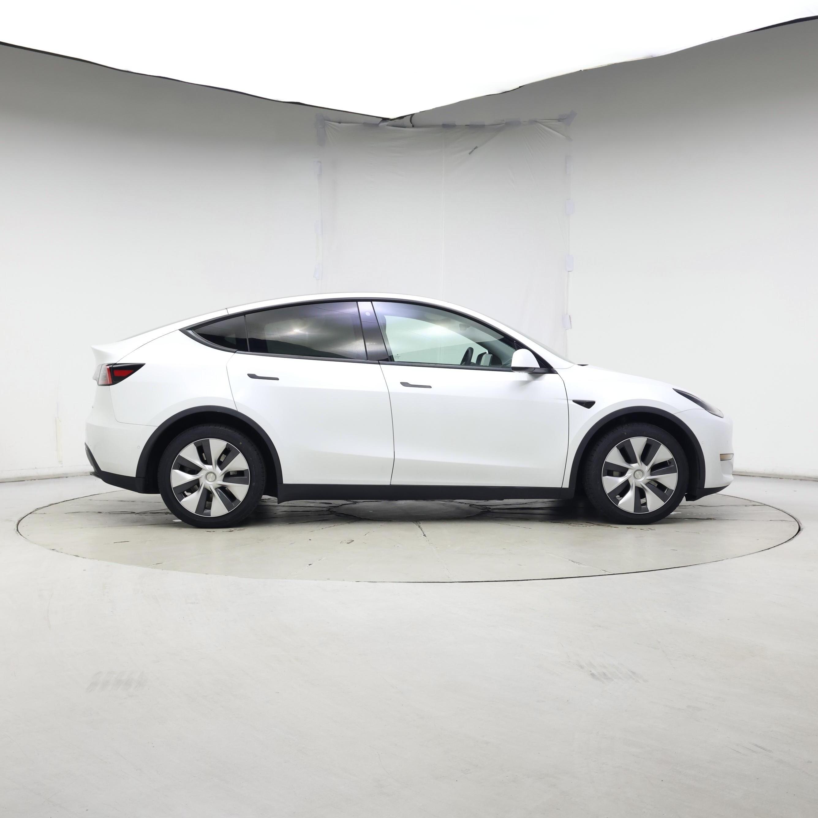 Thumbnail: 2020 Tesla Model Y - 7