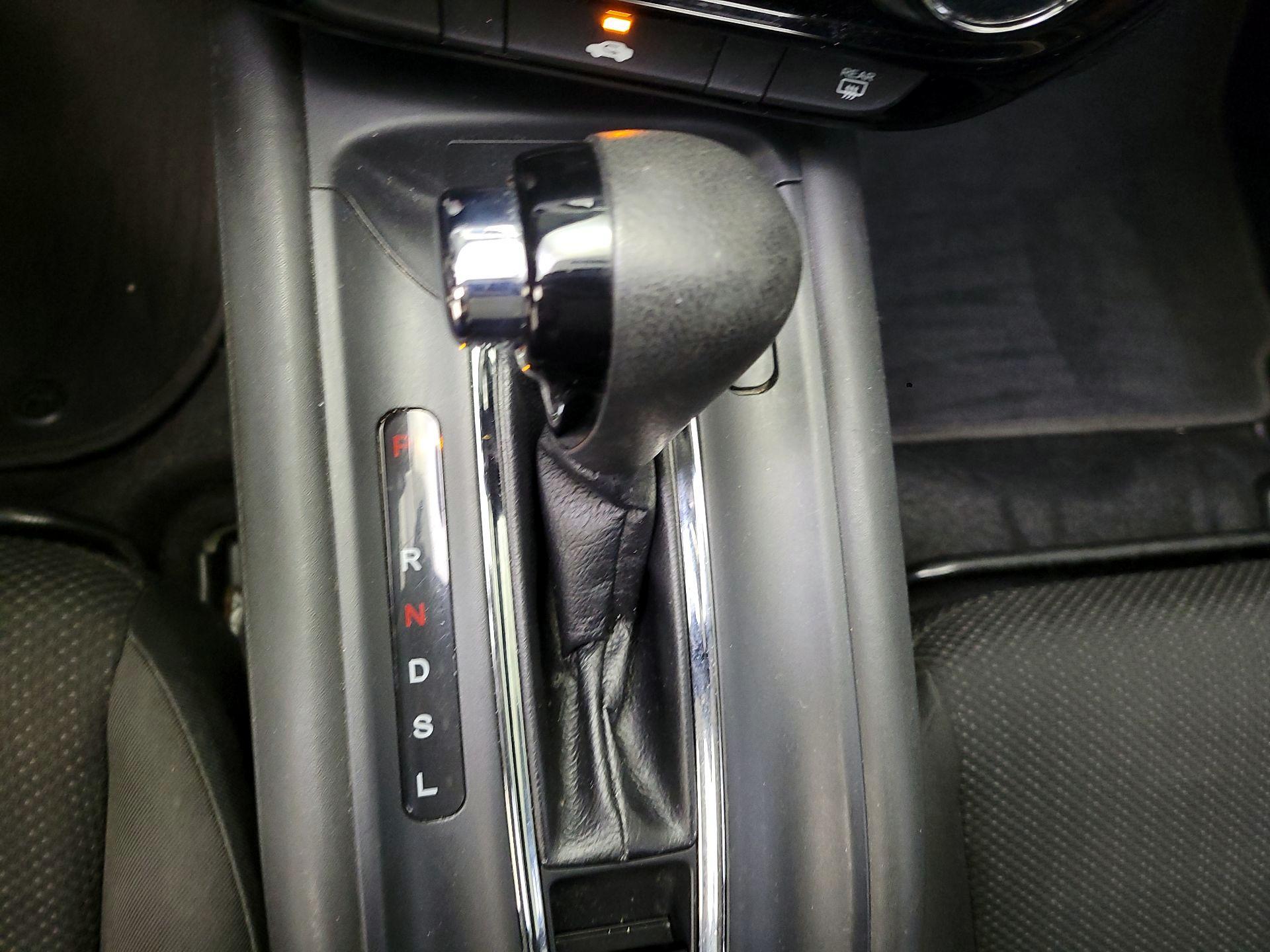 Thumbnail: 2018 Honda HR-V - 17