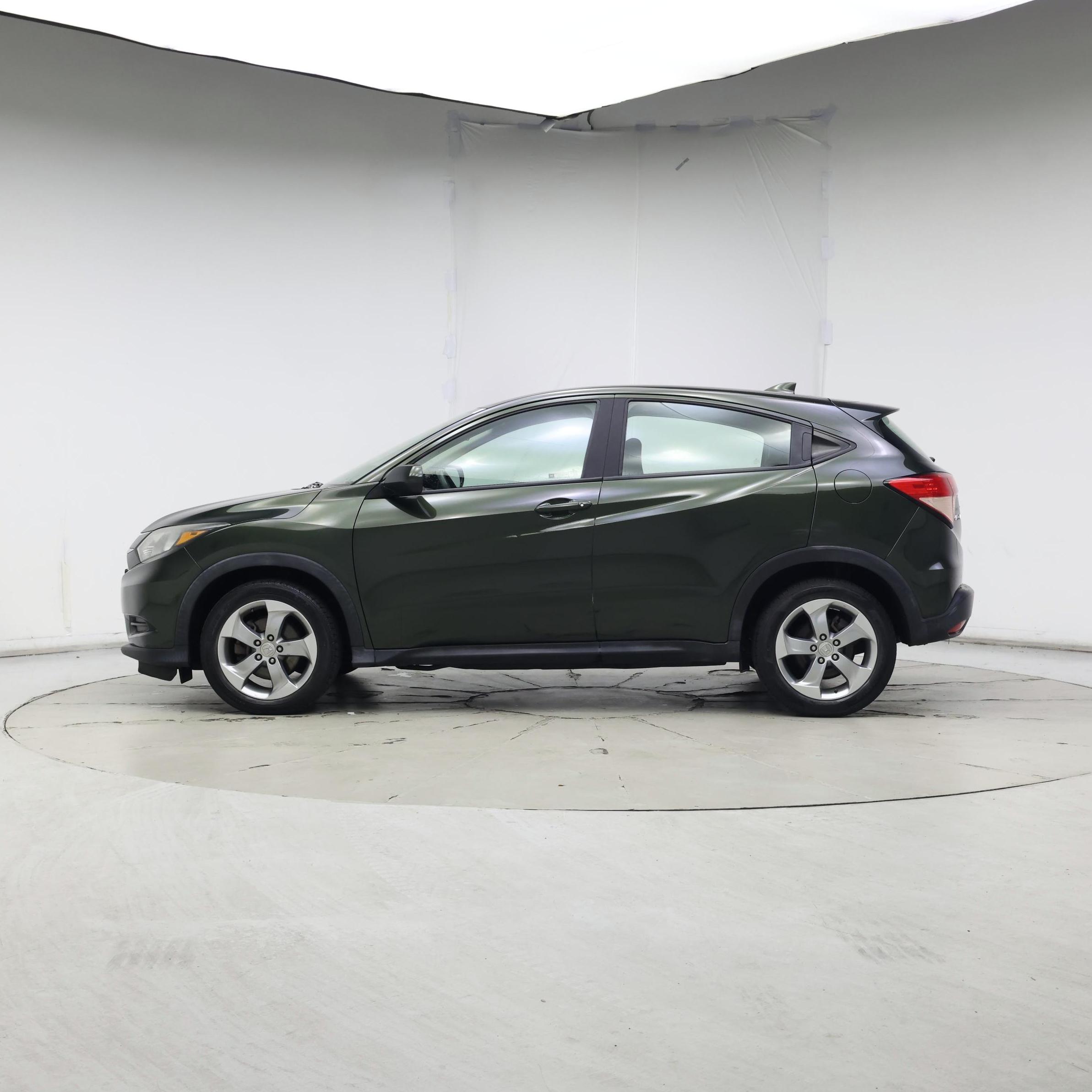 Thumbnail: 2018 Honda HR-V - 3