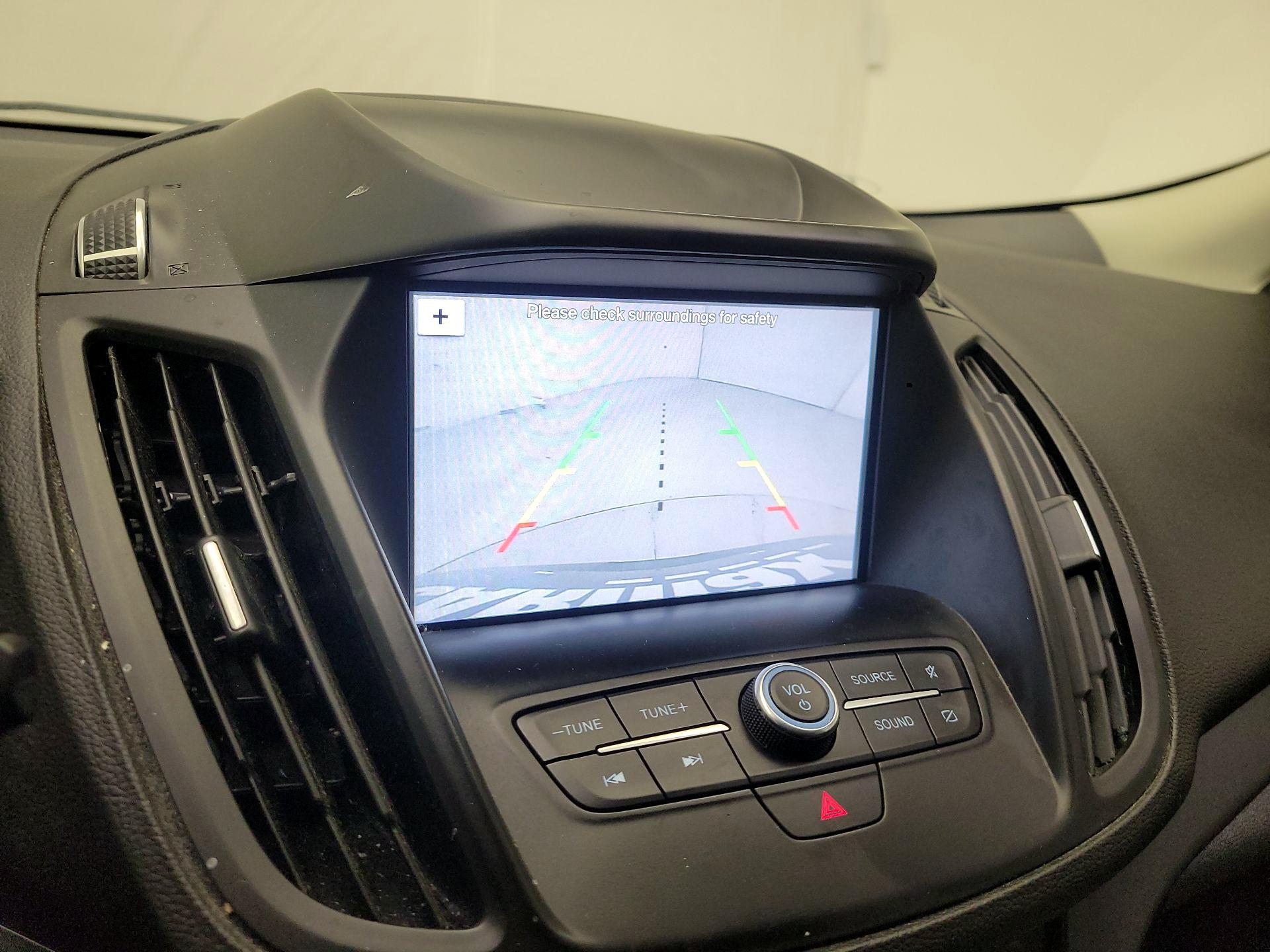 Thumbnail: 2019 Ford Escape - 14