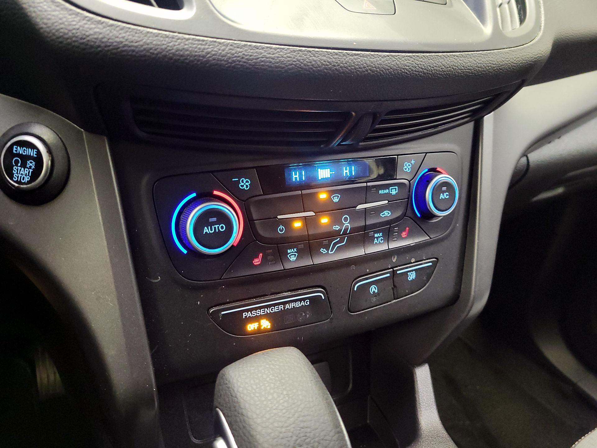 Thumbnail: 2019 Ford Escape - 16