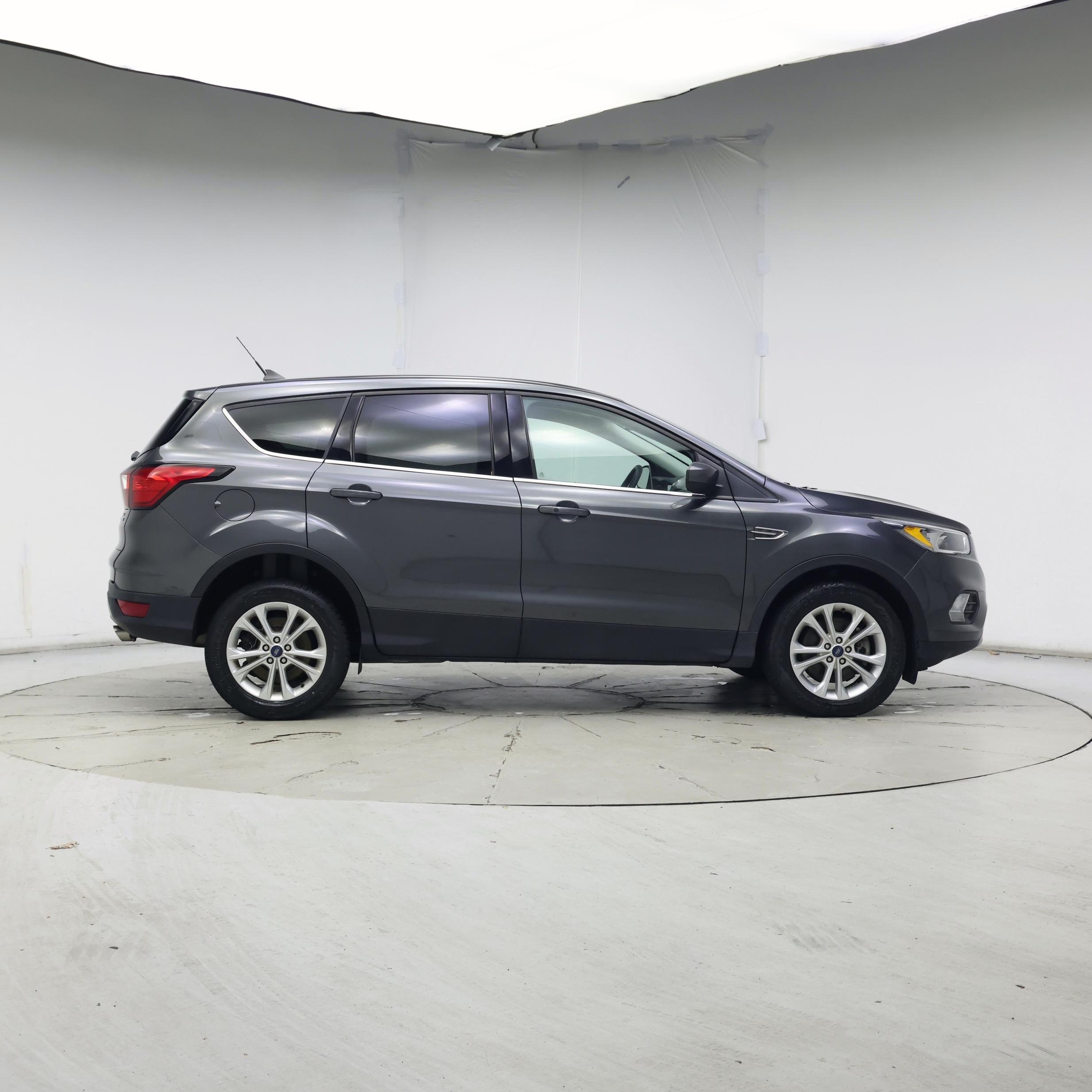 Thumbnail: 2019 Ford Escape - 7