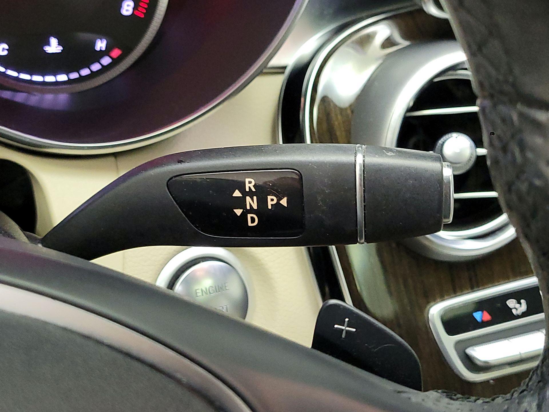 Thumbnail: 2018 Mercedes-Benz C-Class - 18