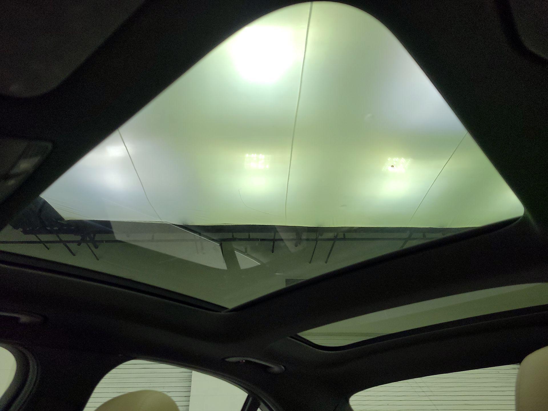 Thumbnail: 2018 Mercedes-Benz C-Class - 20