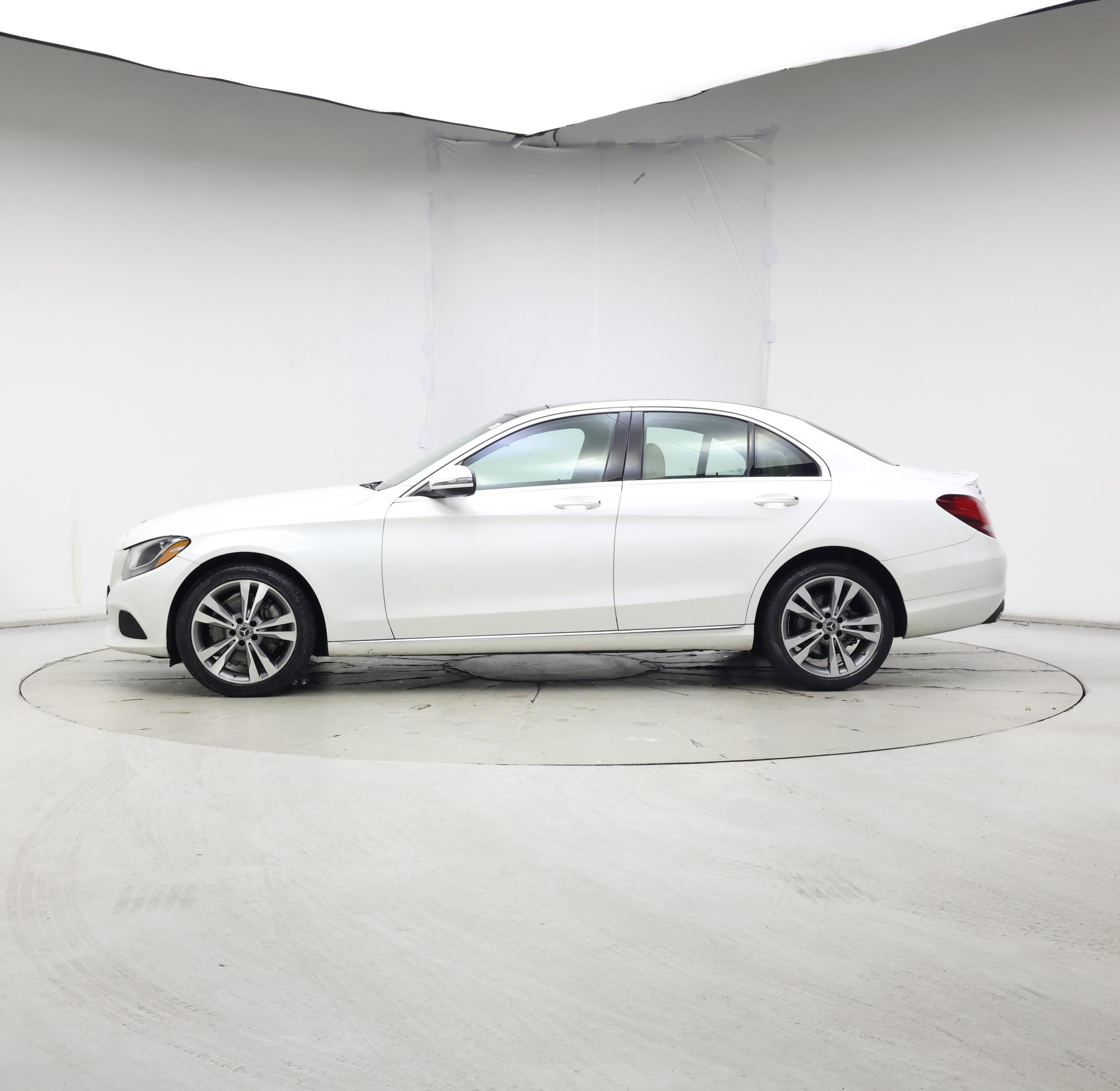 Thumbnail: 2018 Mercedes-Benz C-Class - 3