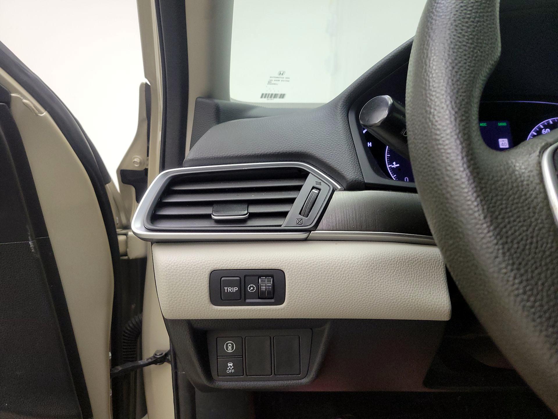 Thumbnail: 2018 Honda Accord - 13