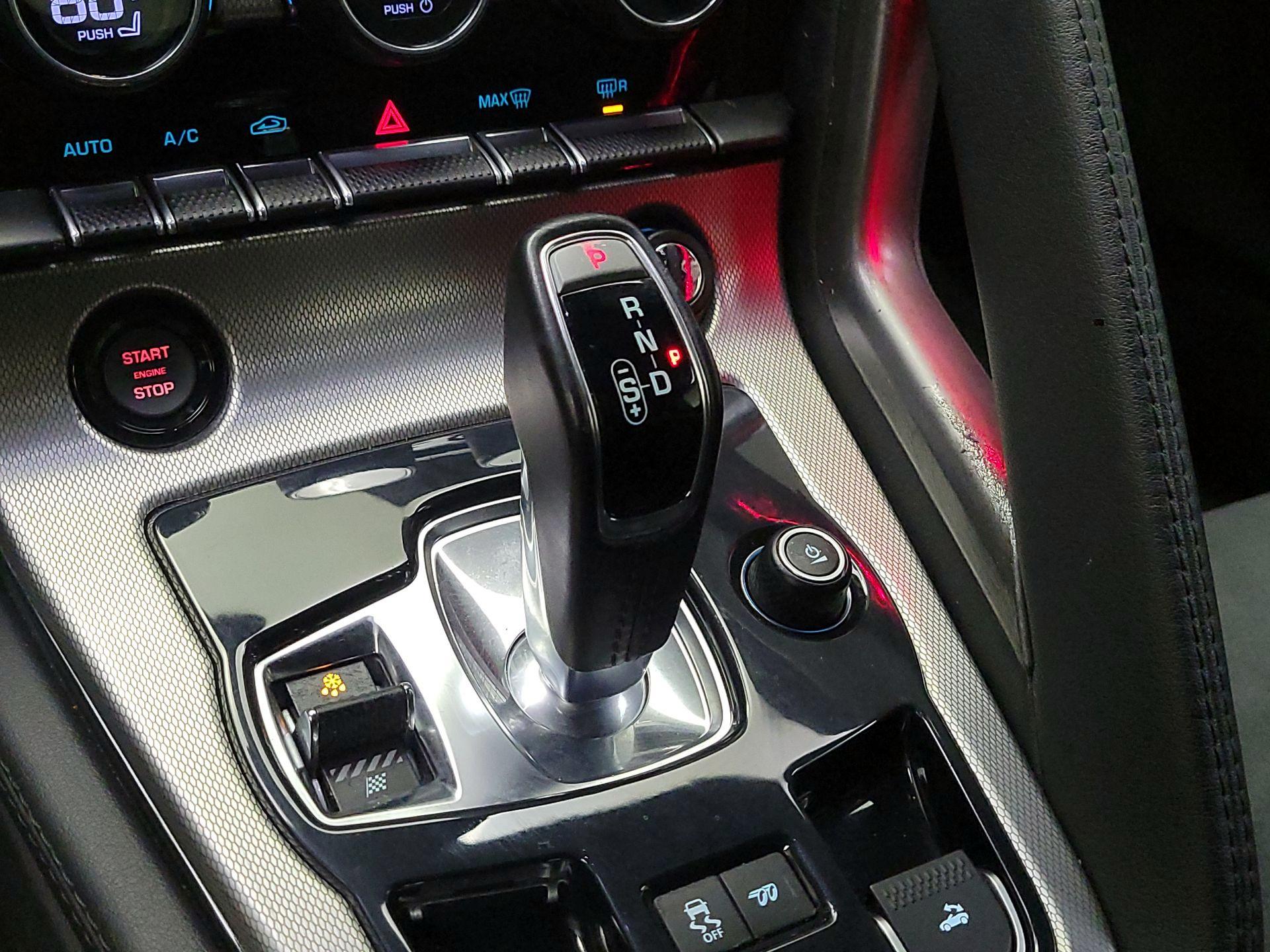 Thumbnail: 2015 Jaguar F-Type - 18