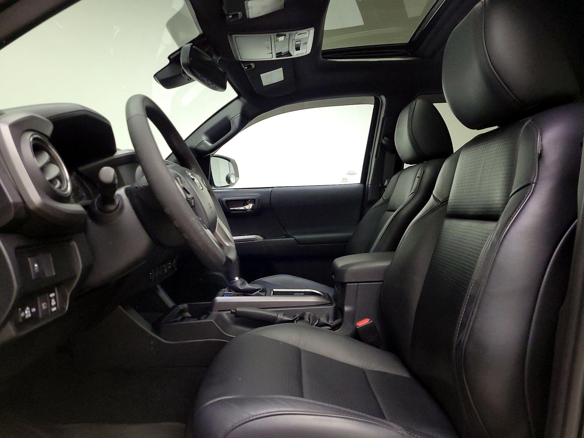 Thumbnail: 2020 Toyota Tacoma - 11