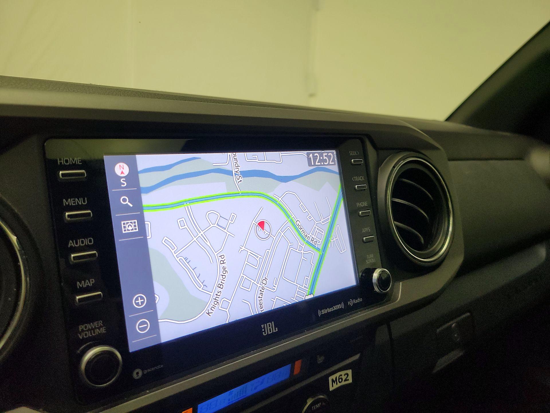 Thumbnail: 2020 Toyota Tacoma - 14