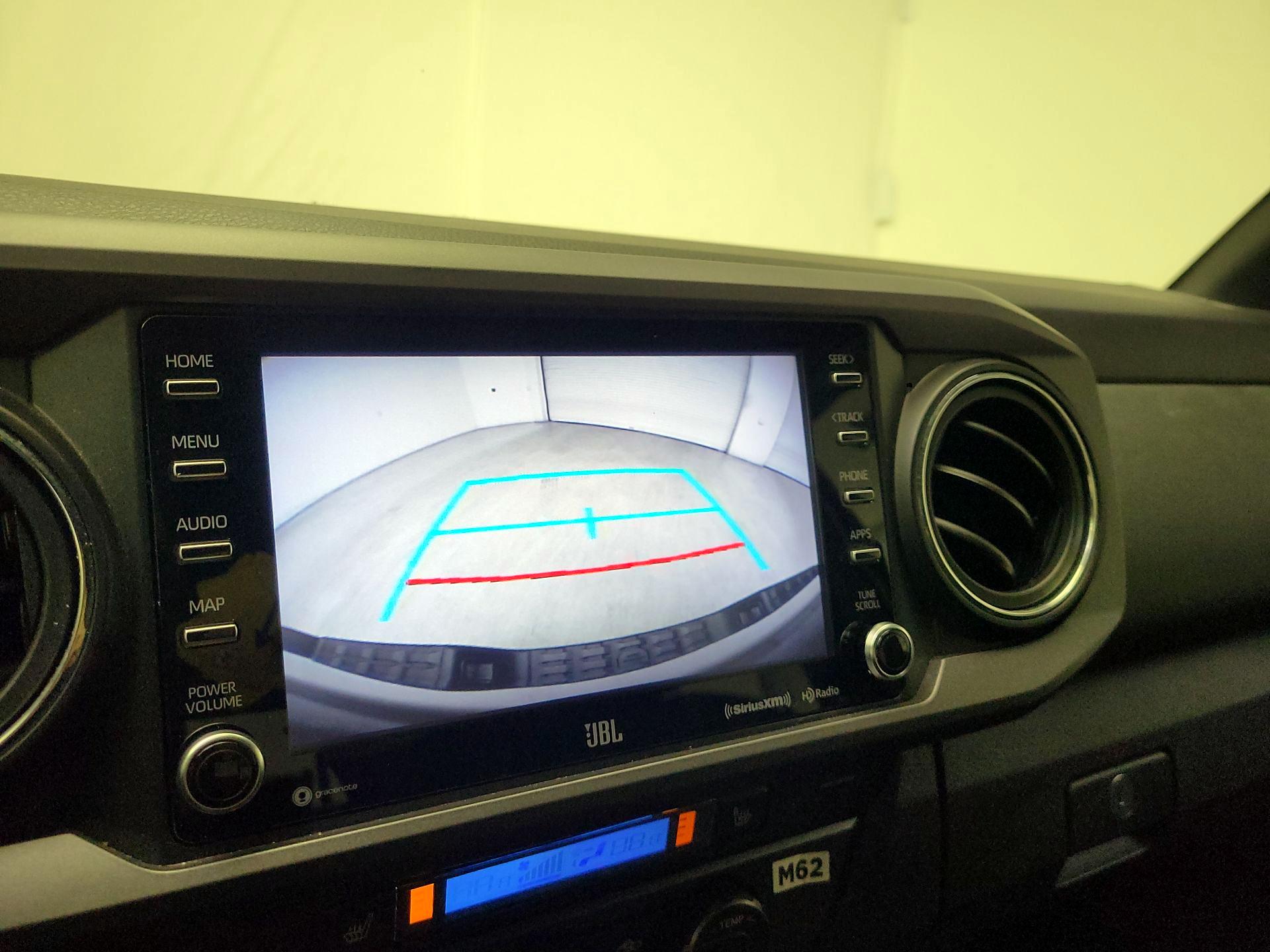 Thumbnail: 2020 Toyota Tacoma - 15