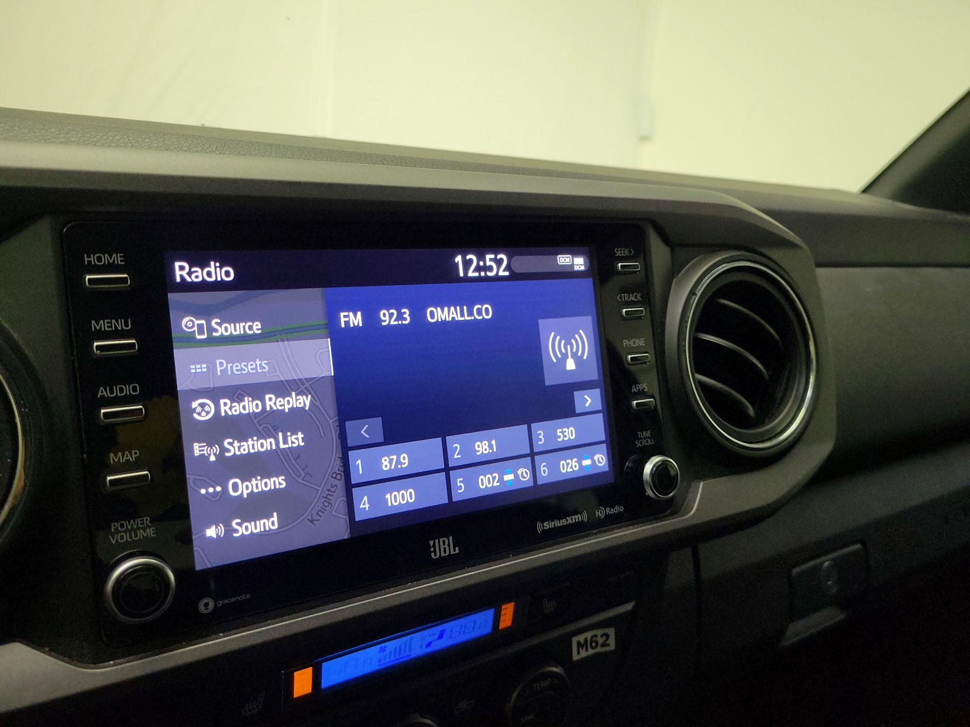 Thumbnail: 2020 Toyota Tacoma - 16