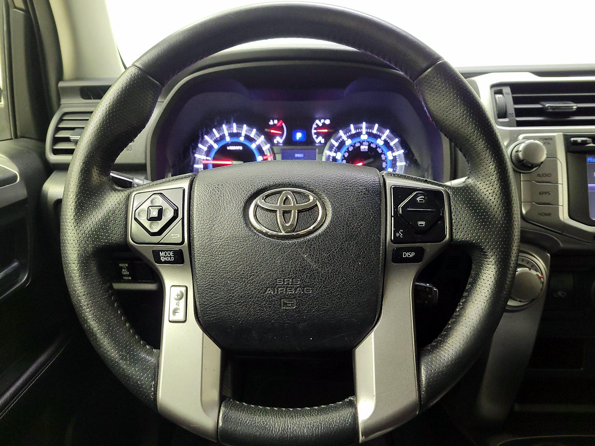 Thumbnail: 2016 Toyota 4Runner - 10