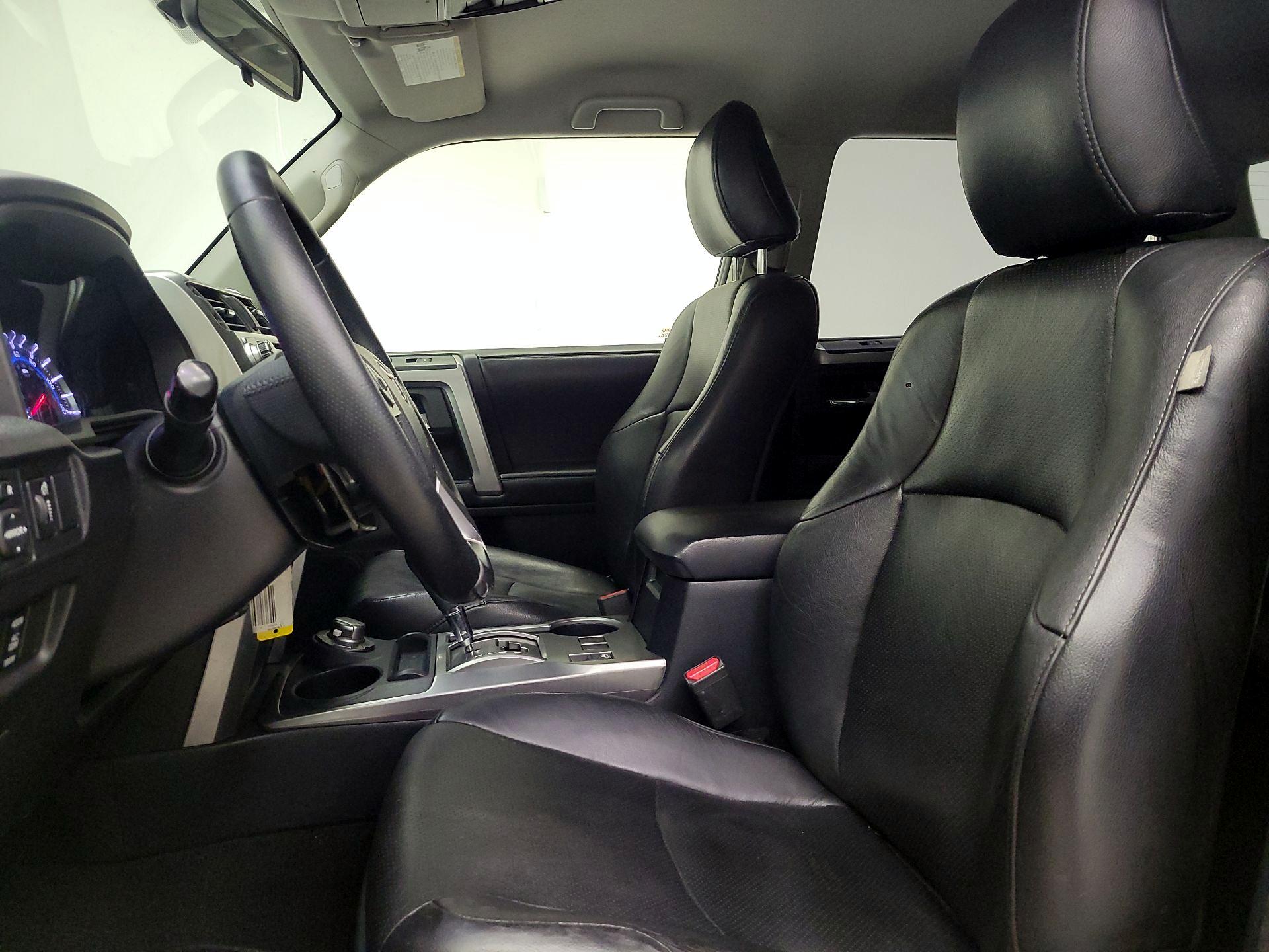 Thumbnail: 2016 Toyota 4Runner - 11