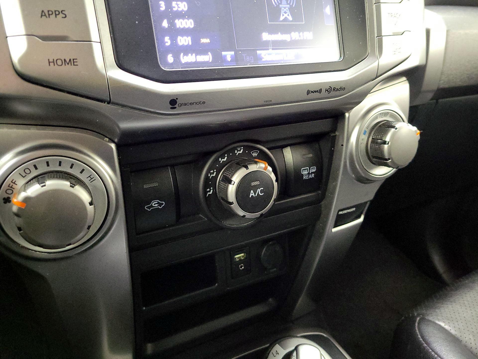 Thumbnail: 2016 Toyota 4Runner - 17