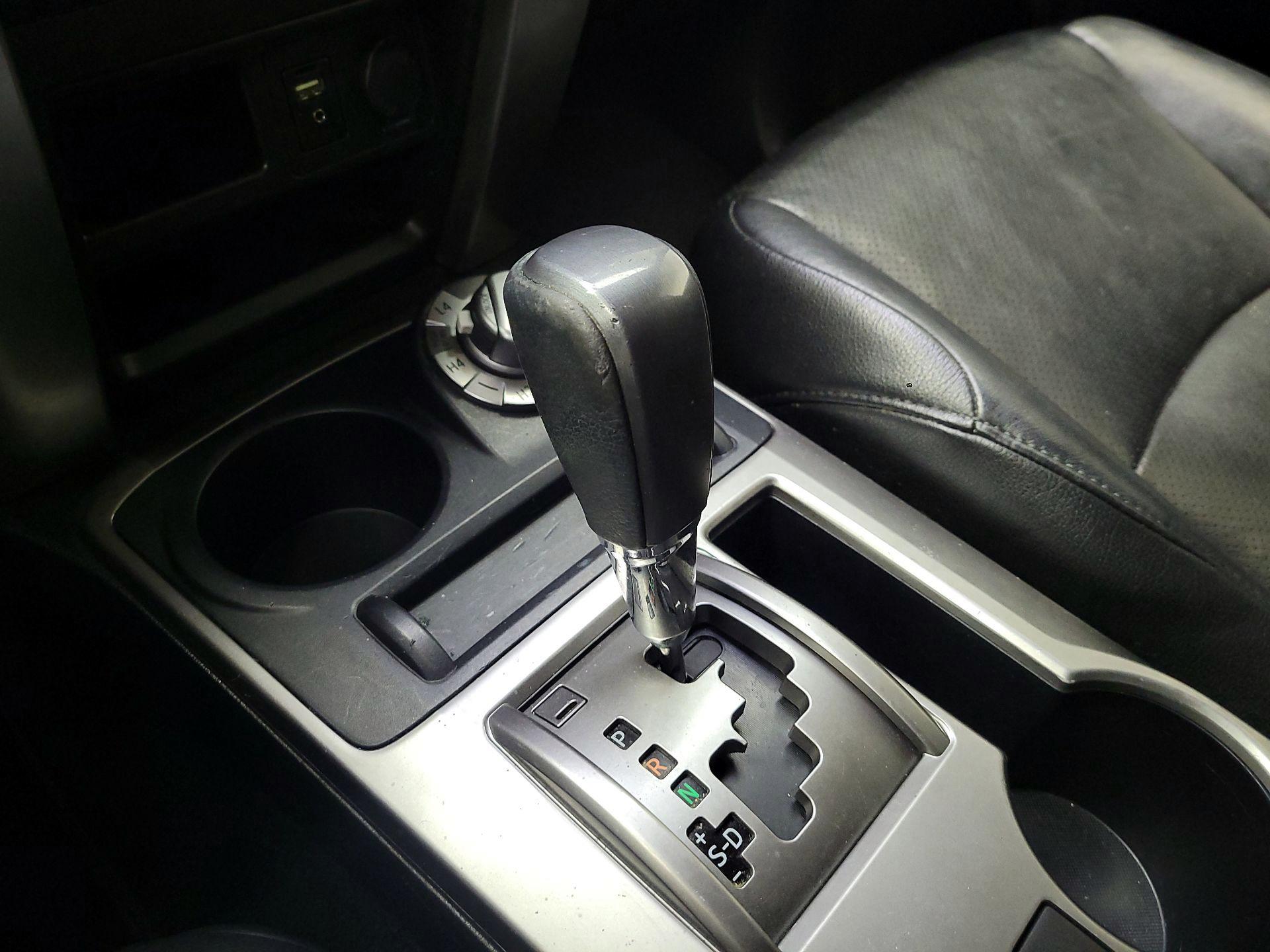 Thumbnail: 2016 Toyota 4Runner - 18