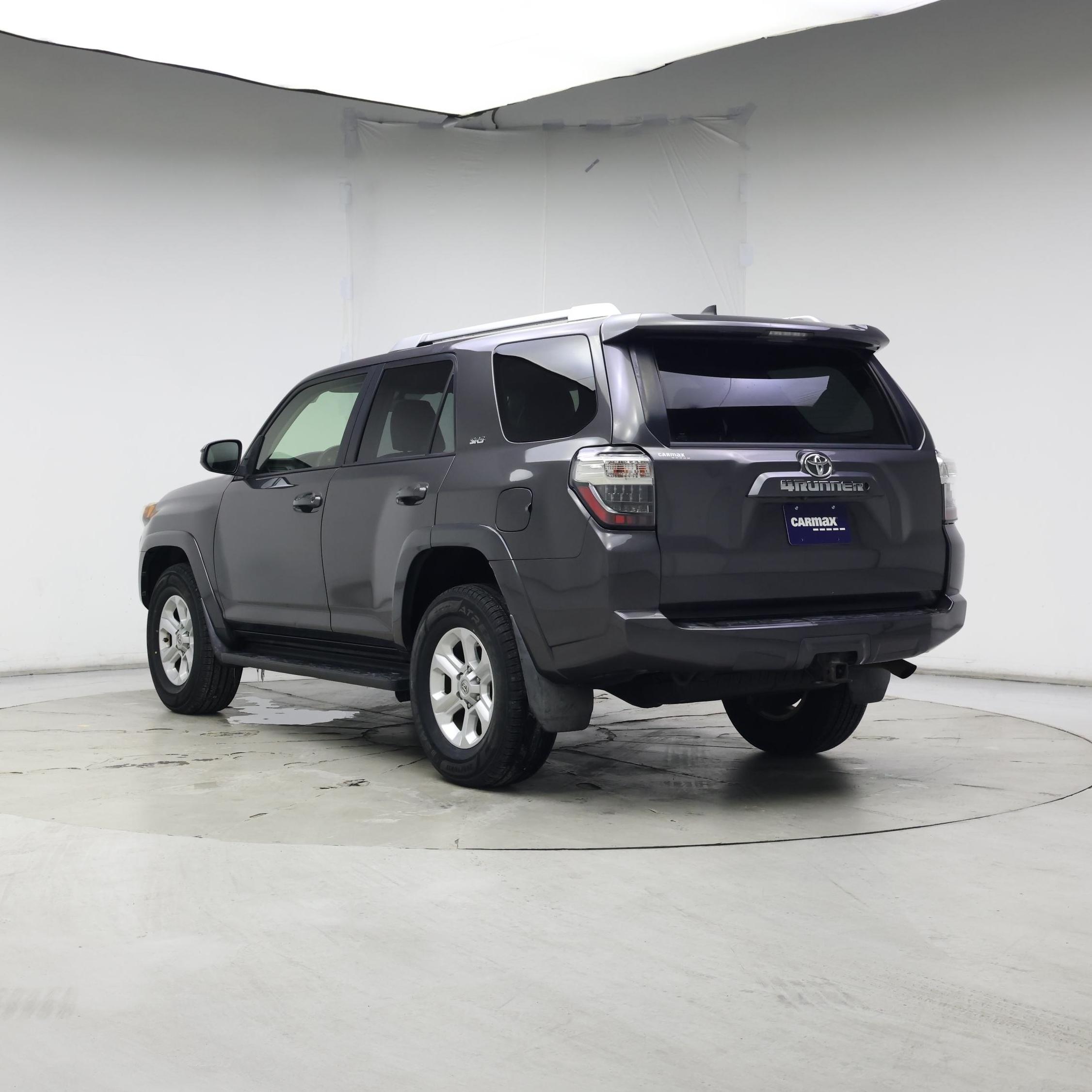Thumbnail: 2016 Toyota 4Runner - 2