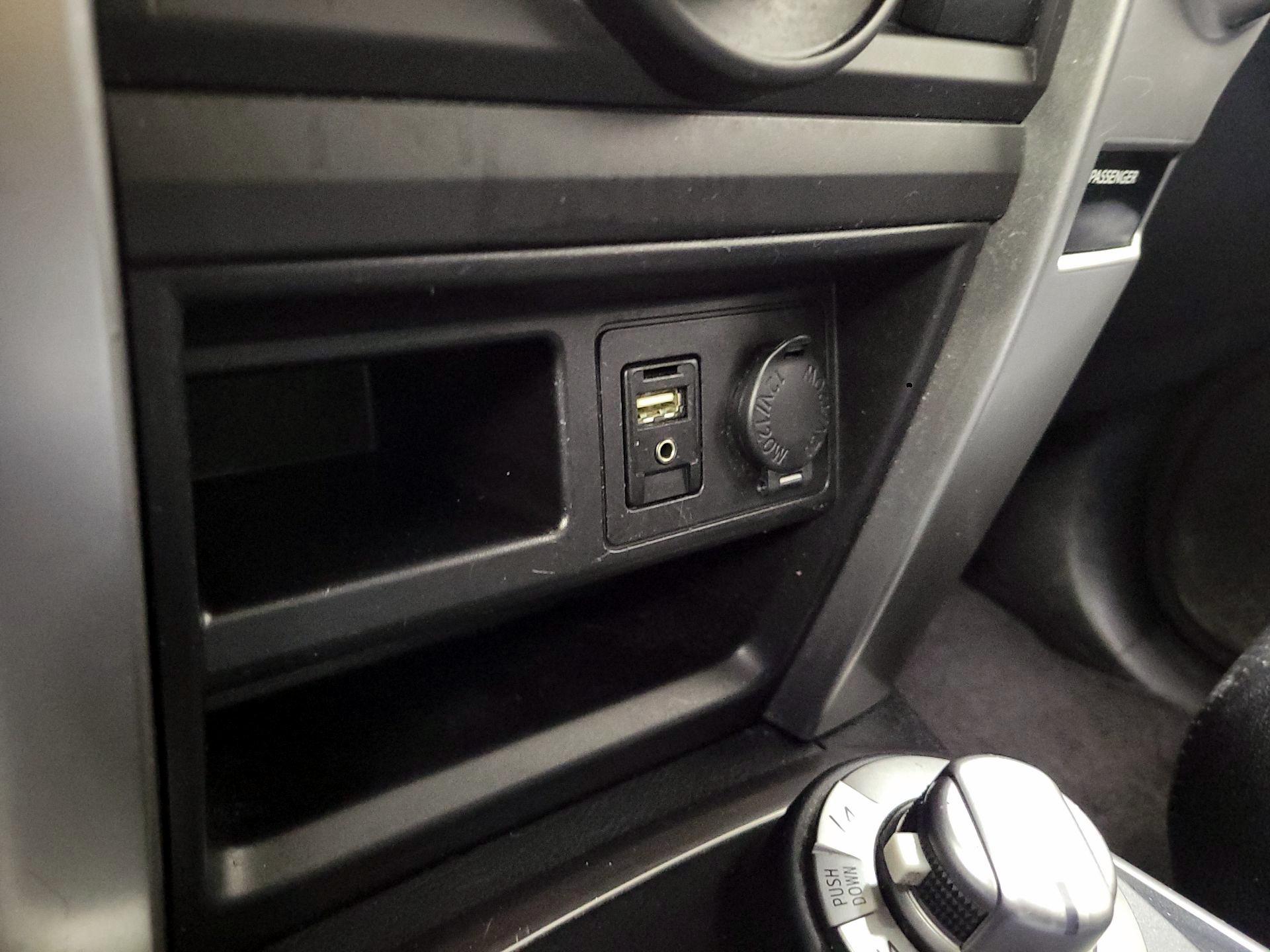 Thumbnail: 2016 Toyota 4Runner - 19