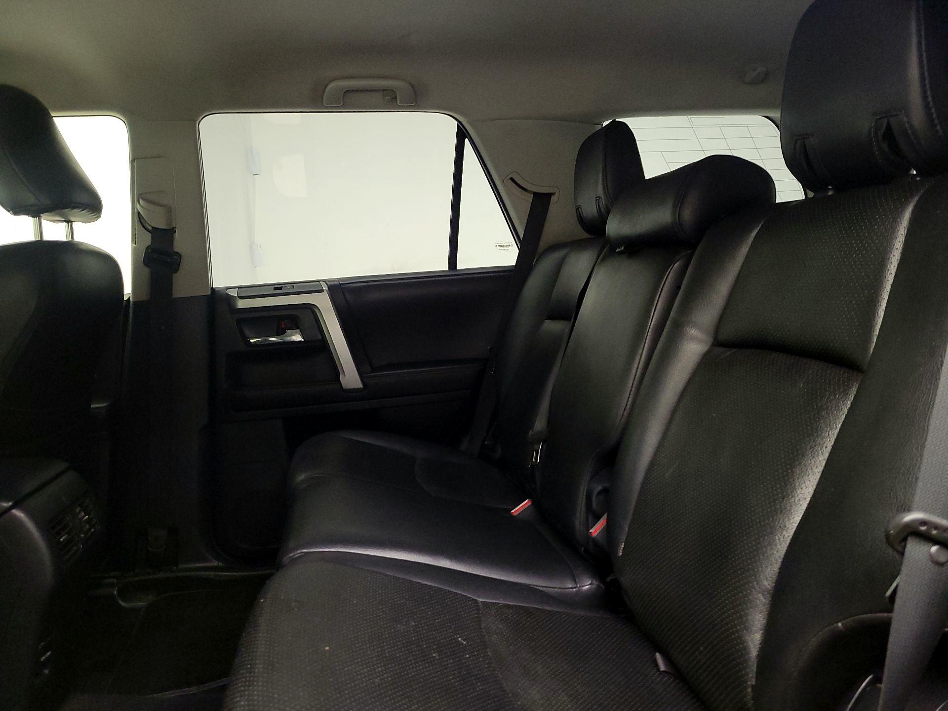 Thumbnail: 2016 Toyota 4Runner - 20