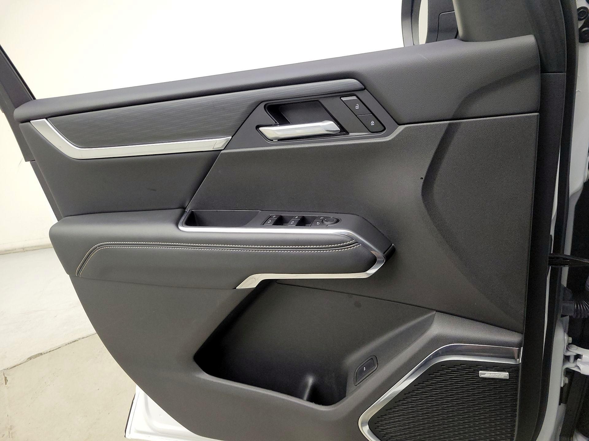 Thumbnail: 2025 GMC Acadia - 12