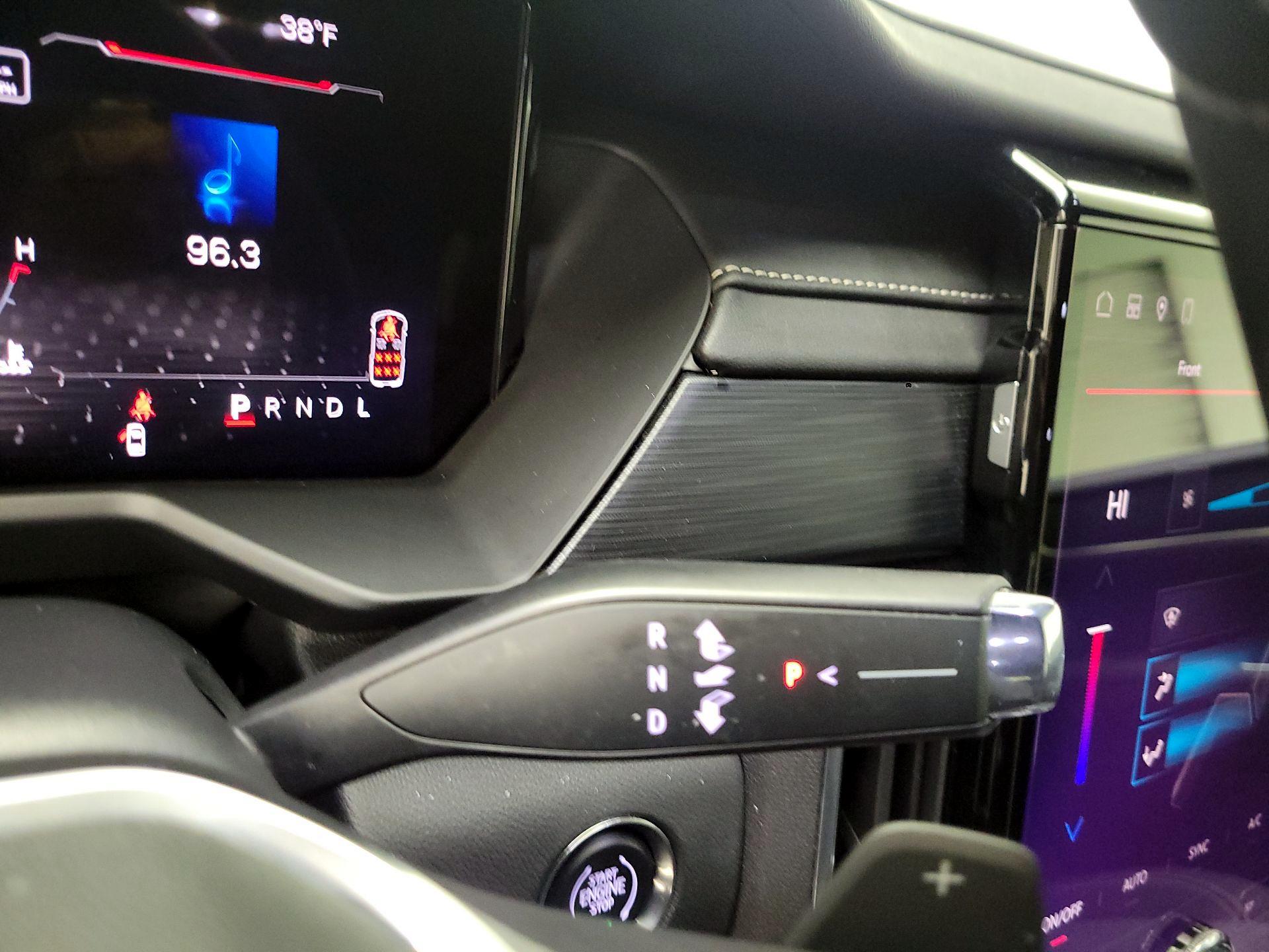 Thumbnail: 2025 GMC Acadia - 17