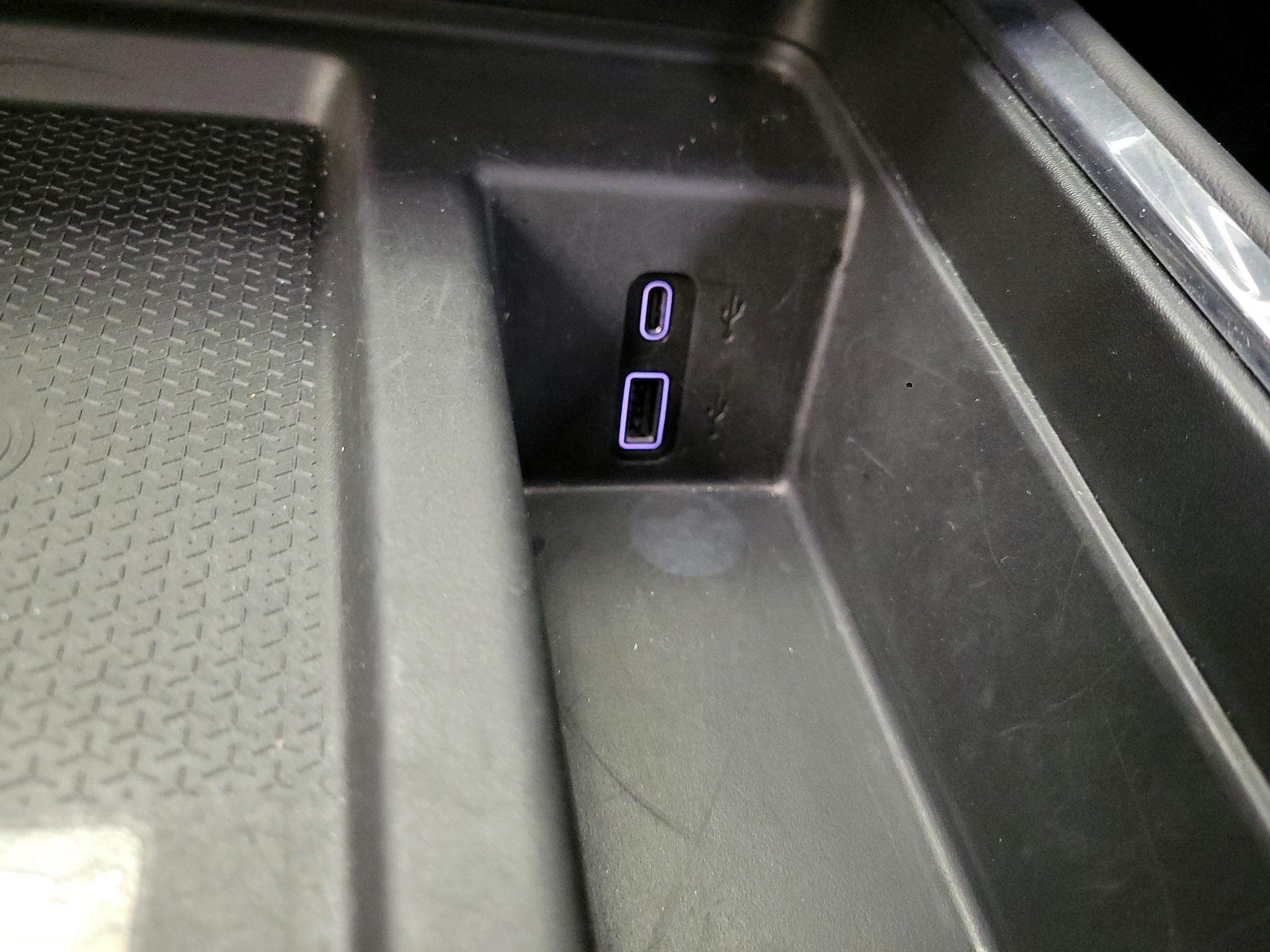 Thumbnail: 2025 GMC Acadia - 18