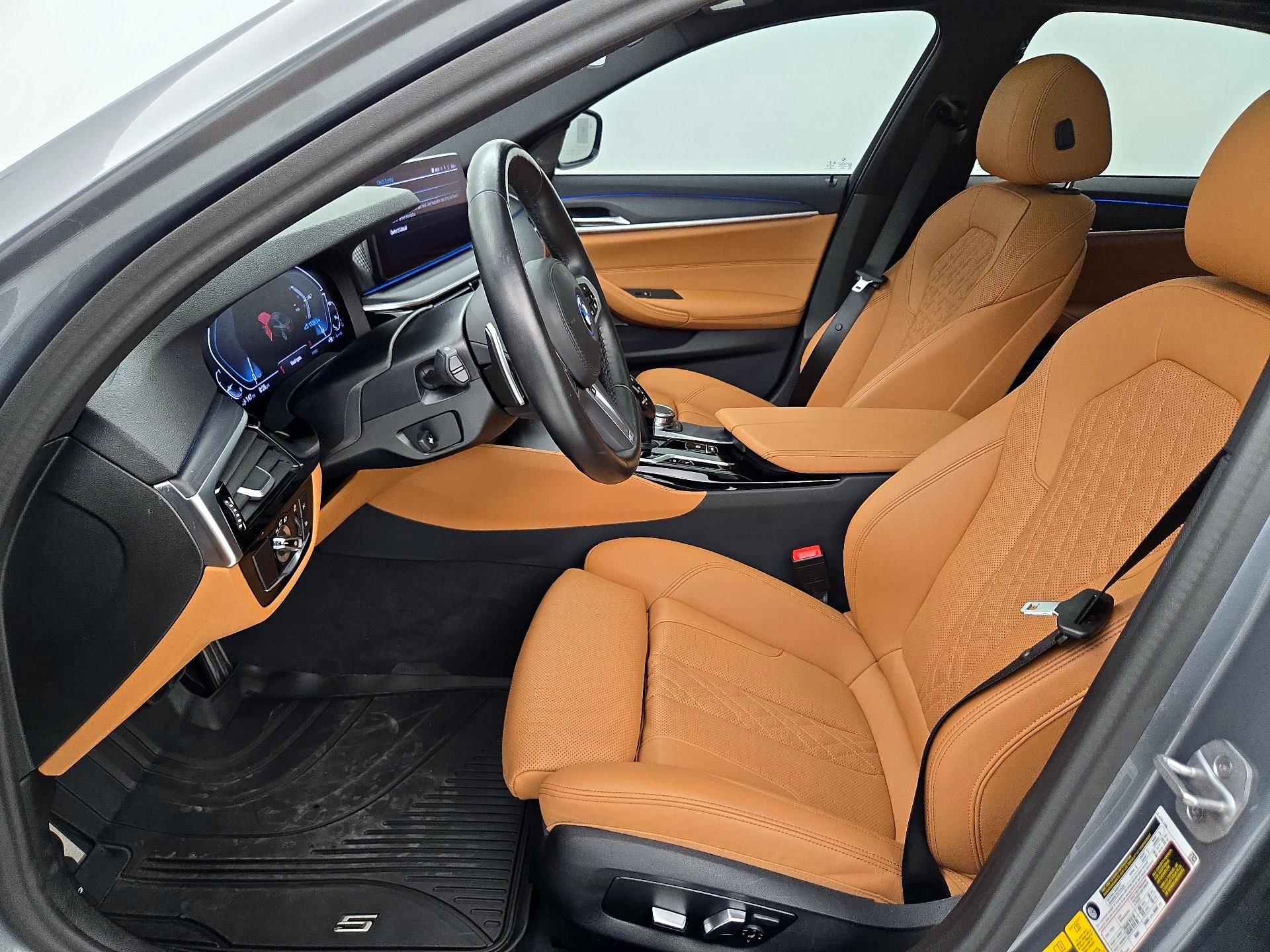 Thumbnail: 2023 BMW 5 Series - 11